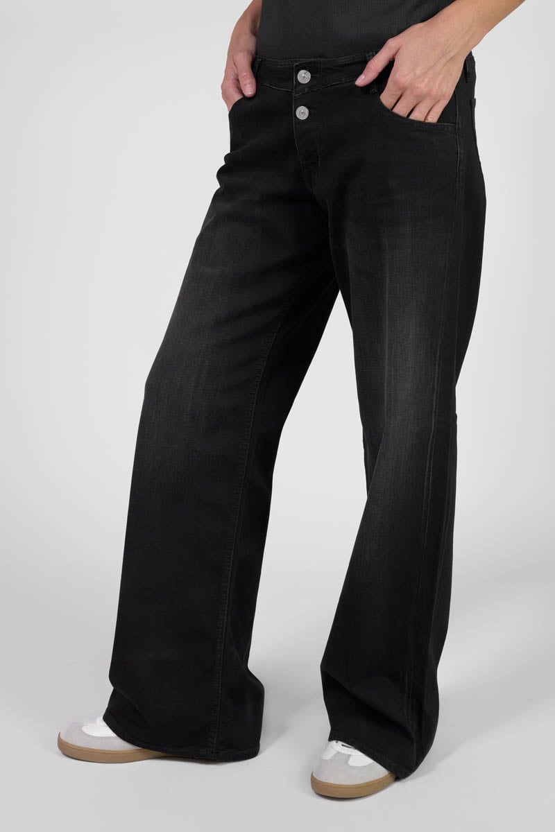 Wide leg flare jeans, length 34 LE TEMPS DES CERISES Black