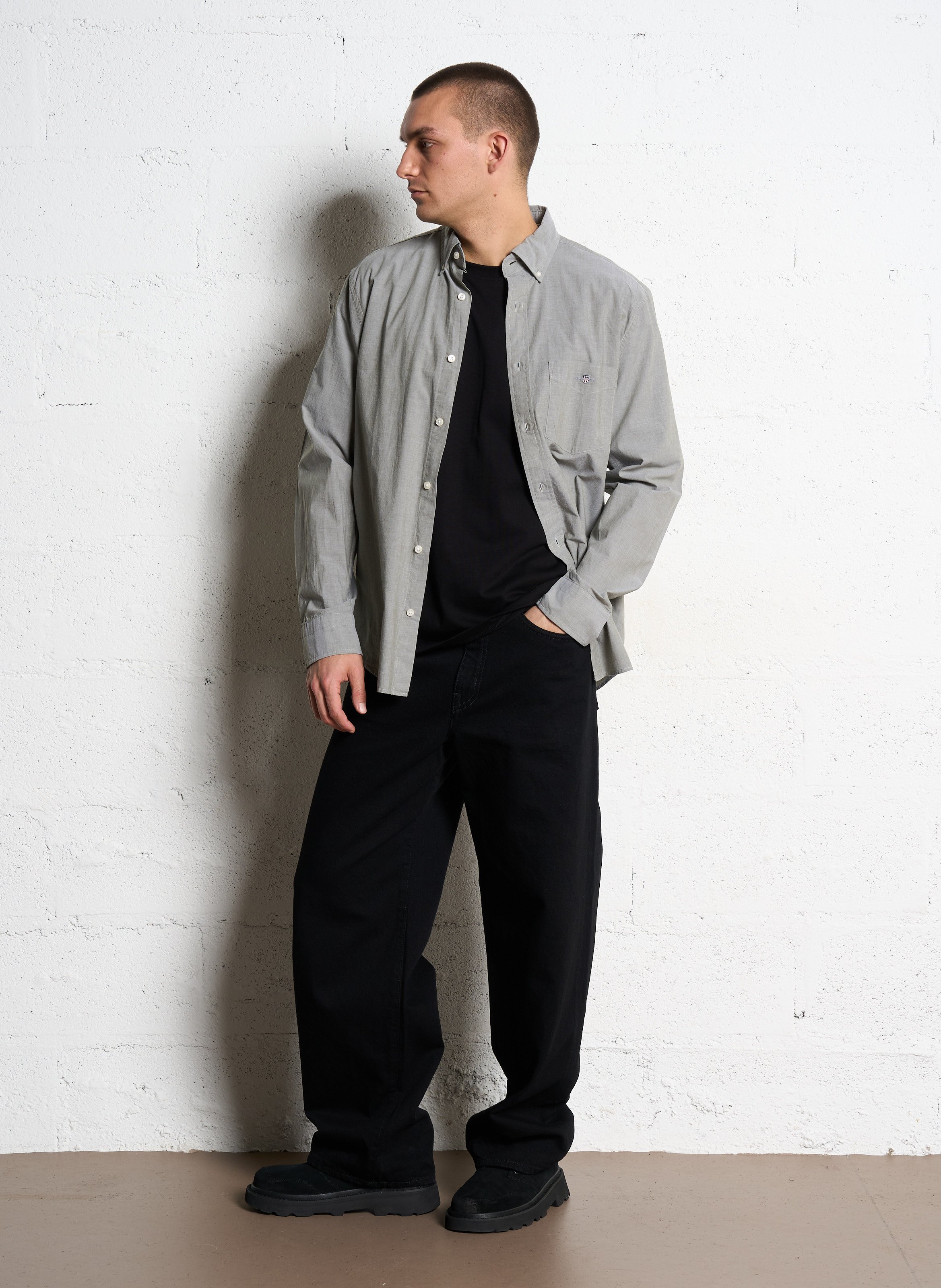 Straight-cut recycled cotton shirt with classic collar GANT Green