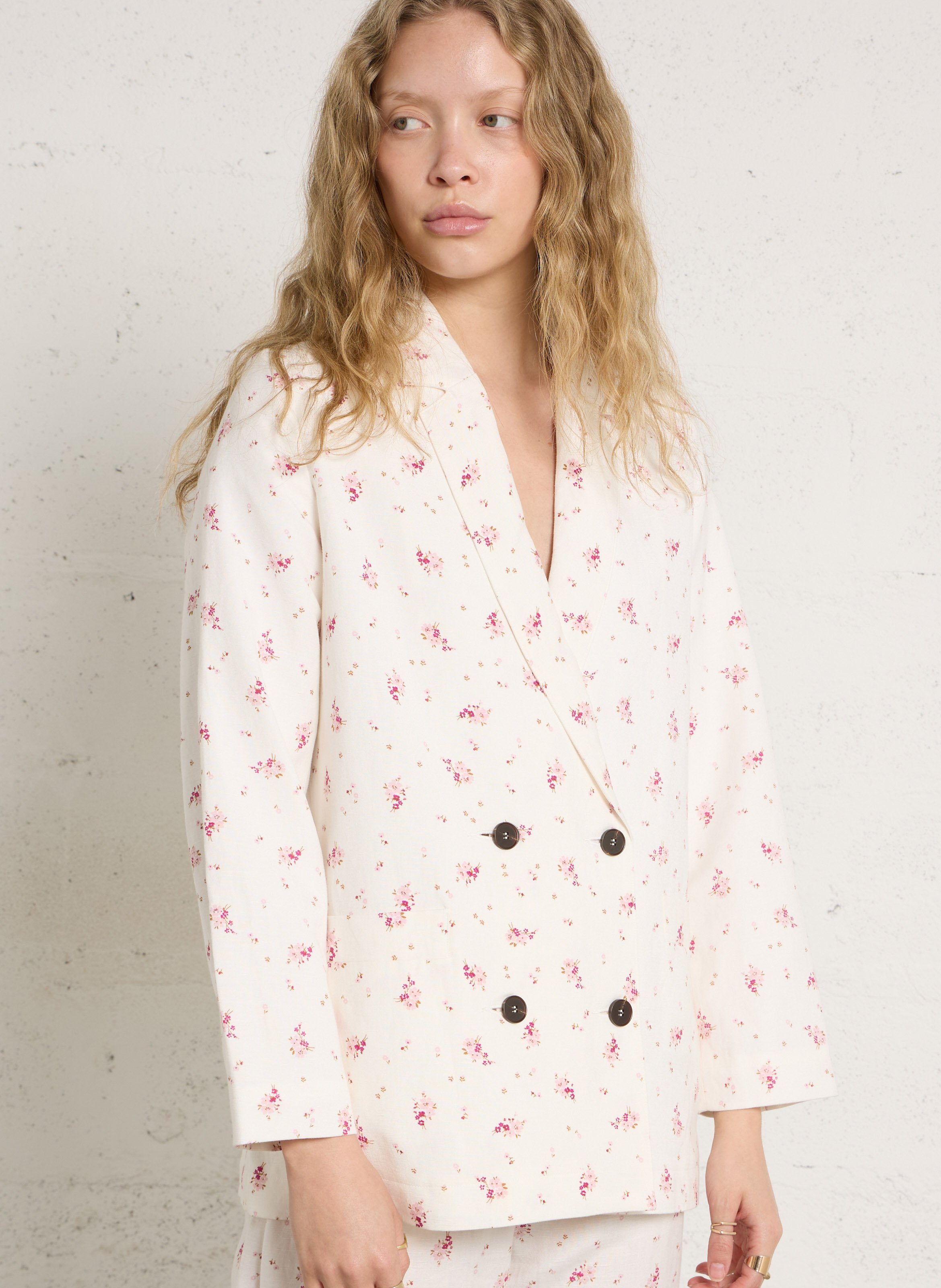 Rechte jas met reverskraag en bloemenprint in linnenmix DES PETITS HAUTS Wit