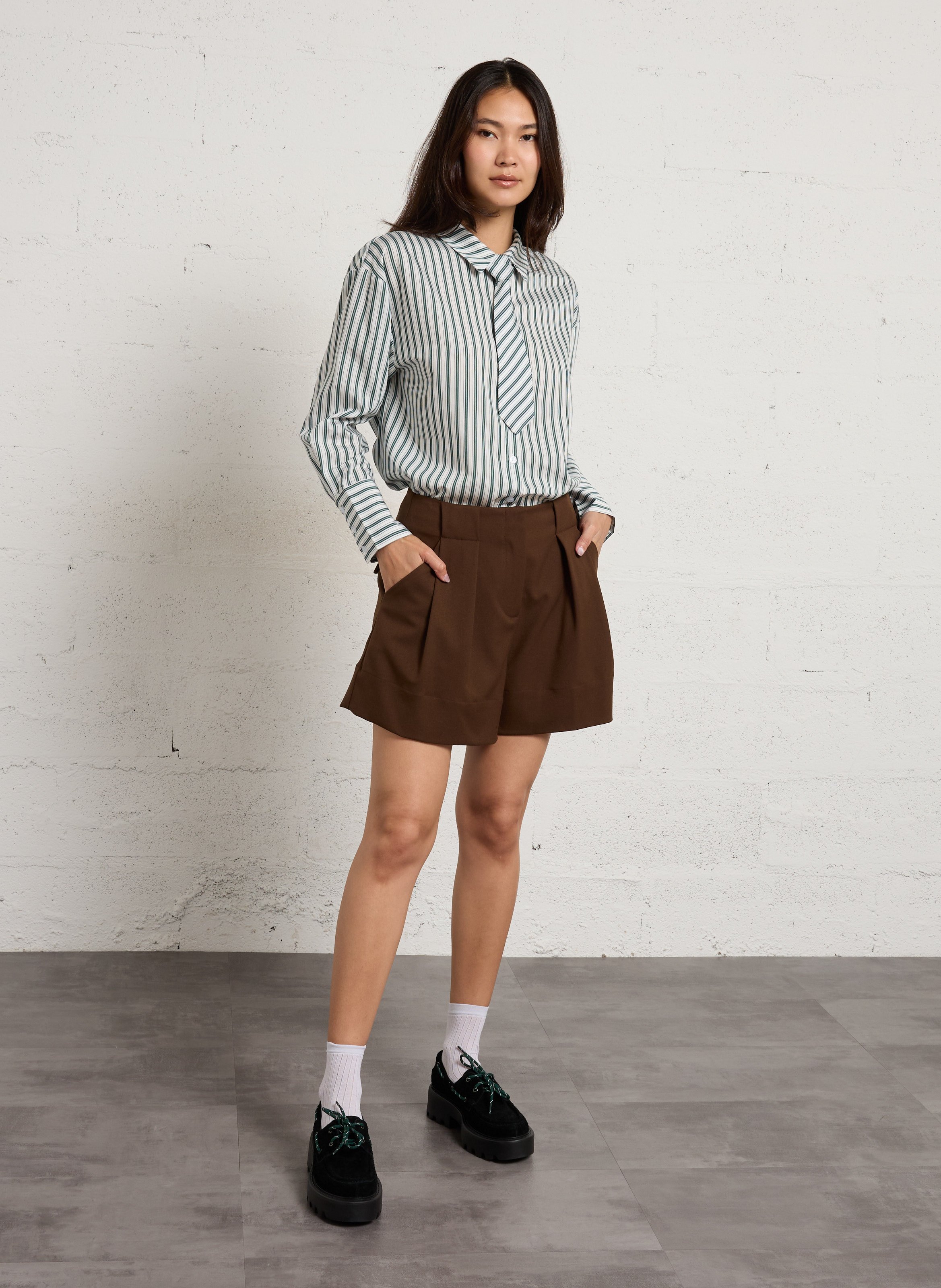 Oversized shirt with classic collar SUNCOO Green