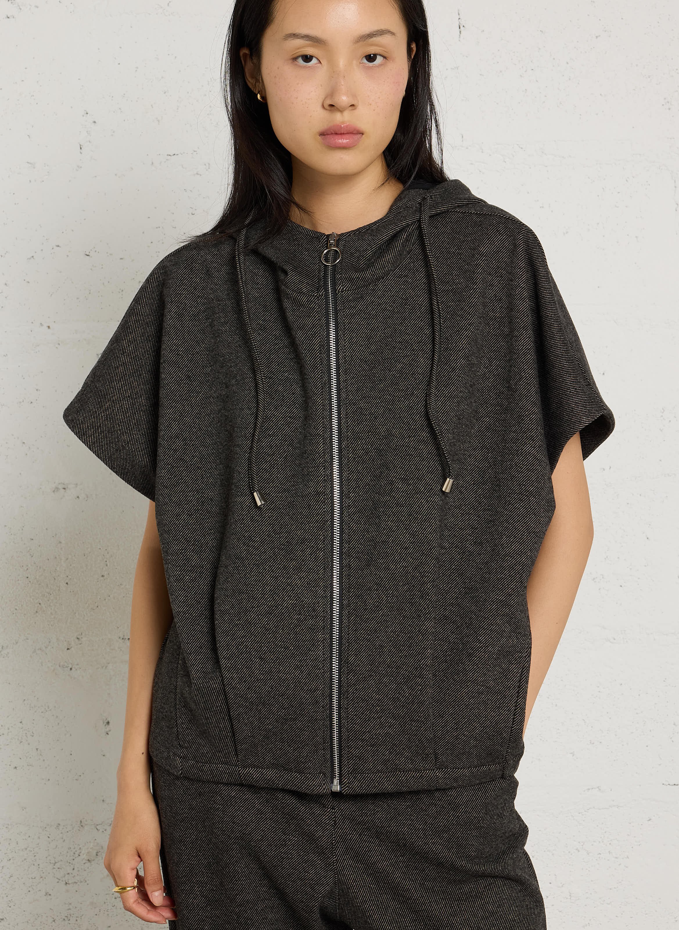 Sweat zippé sans manche PLEASE