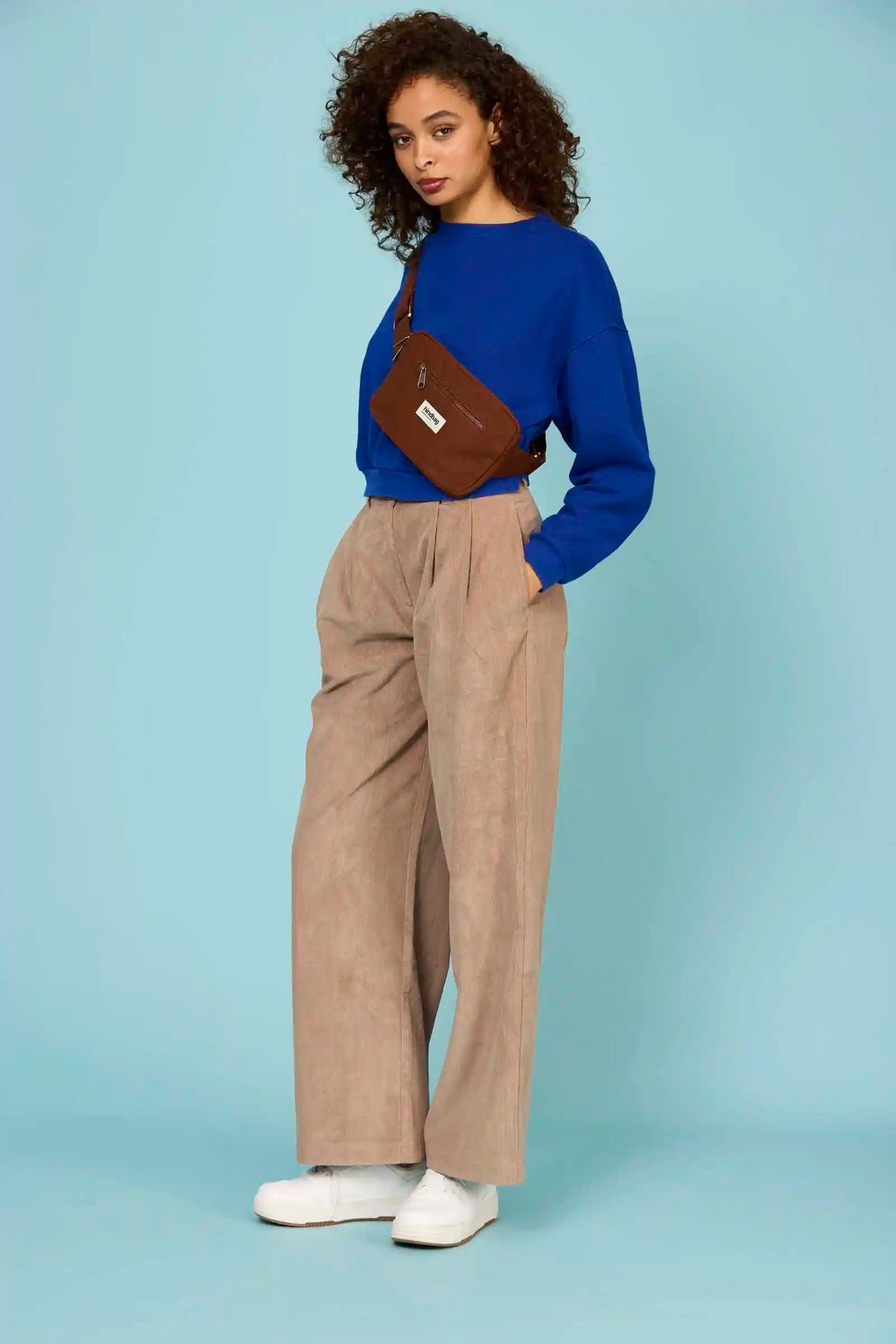 Cotton waist bag Brown