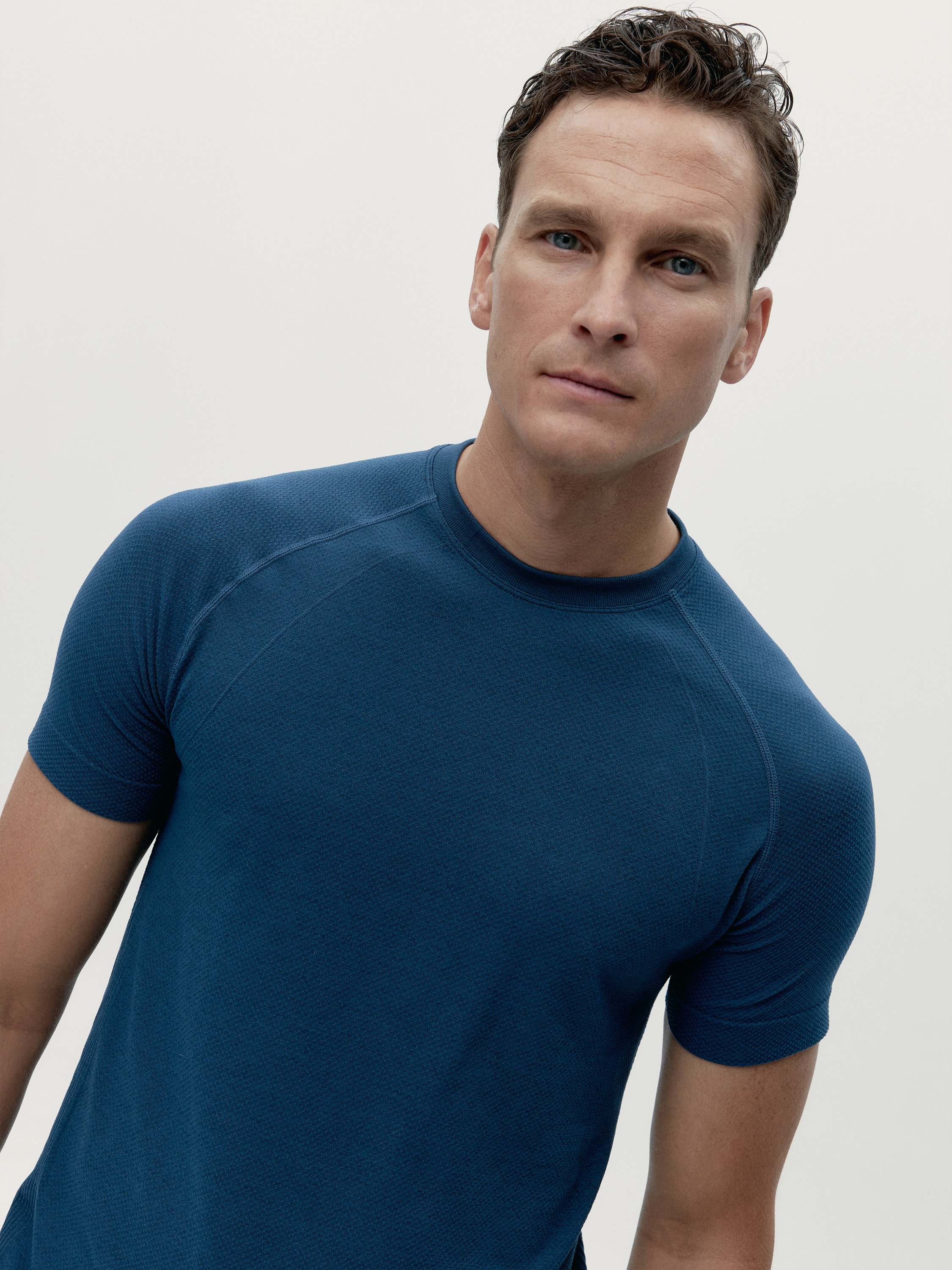 Sport t-shirt from Otawa BORN LIVING YOGA Blue