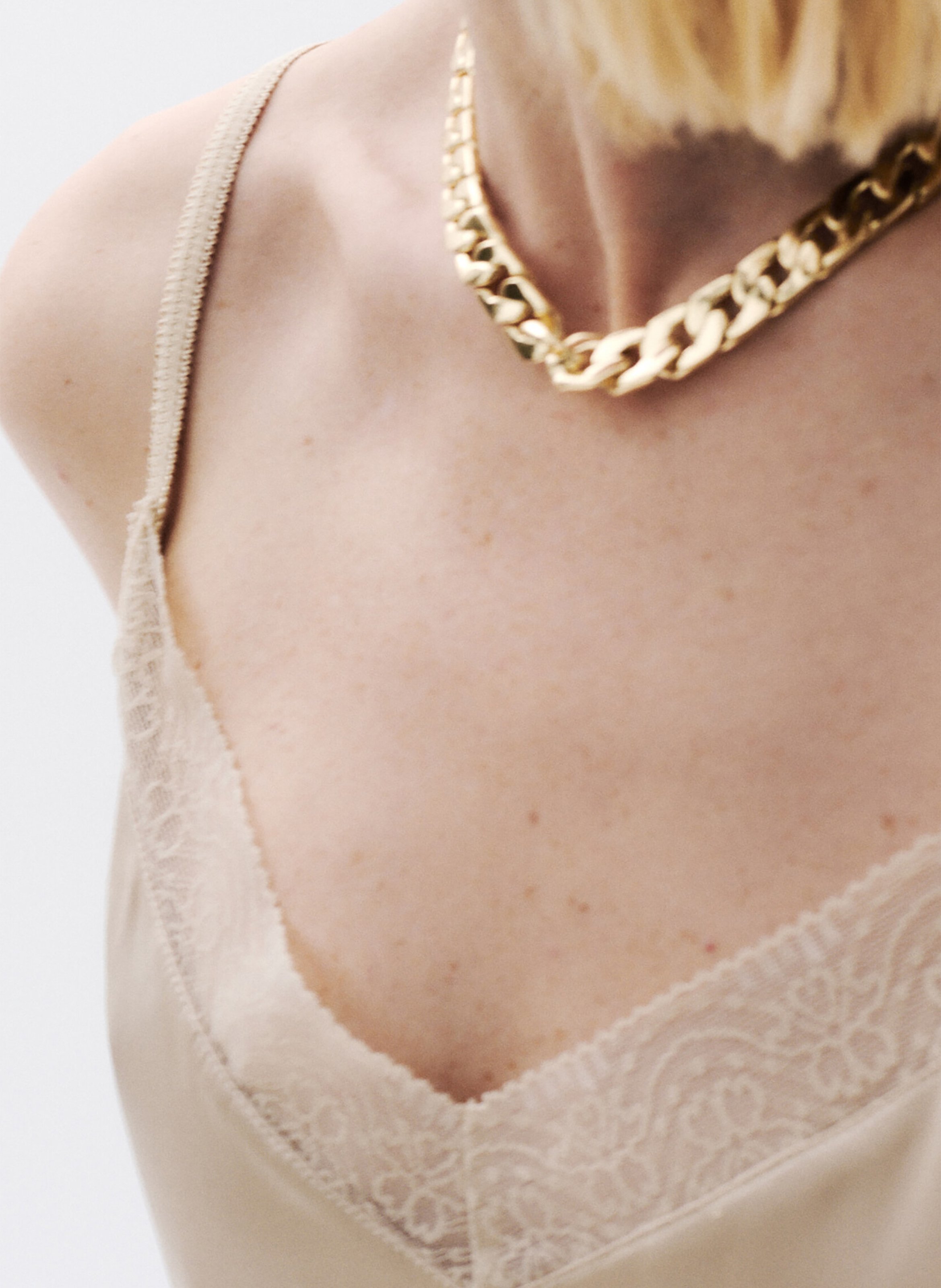 V-neck straight camisole with lace CAROLL Beige