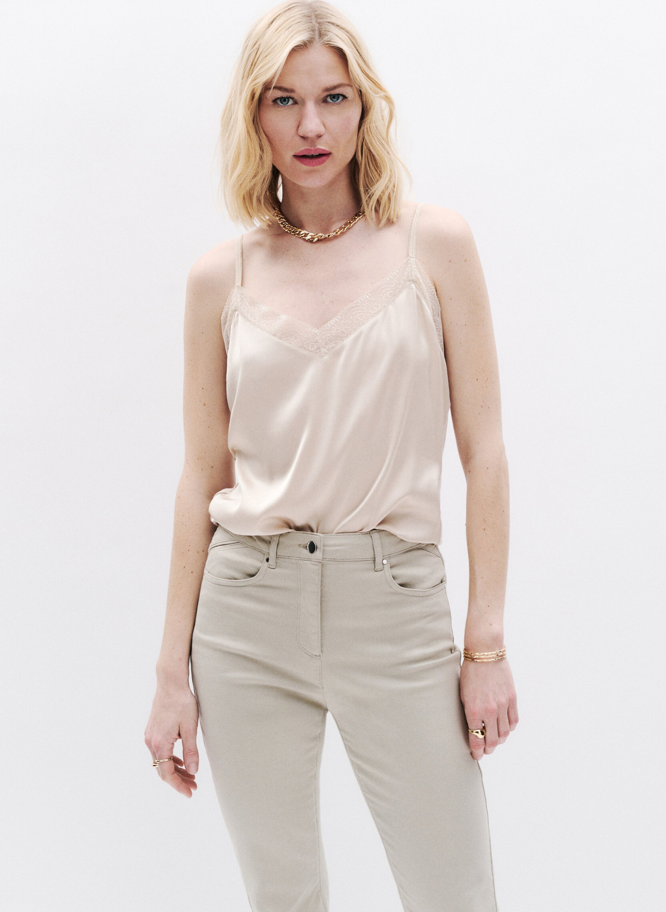 V-neck straight camisole with lace CAROLL