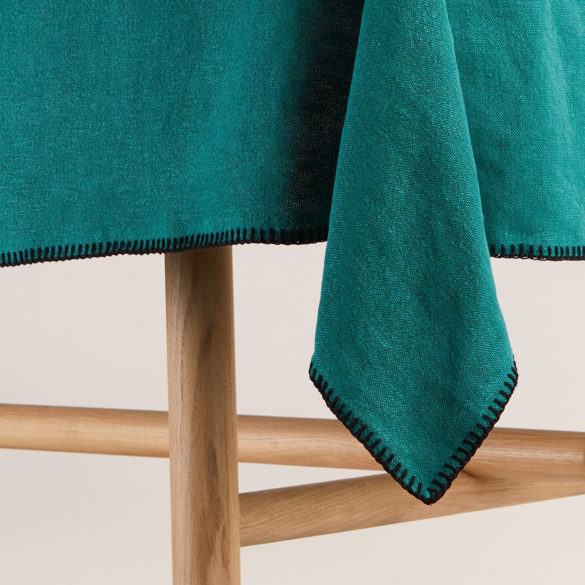 NINO - Rectangular linen tablecloth MADURA Blue