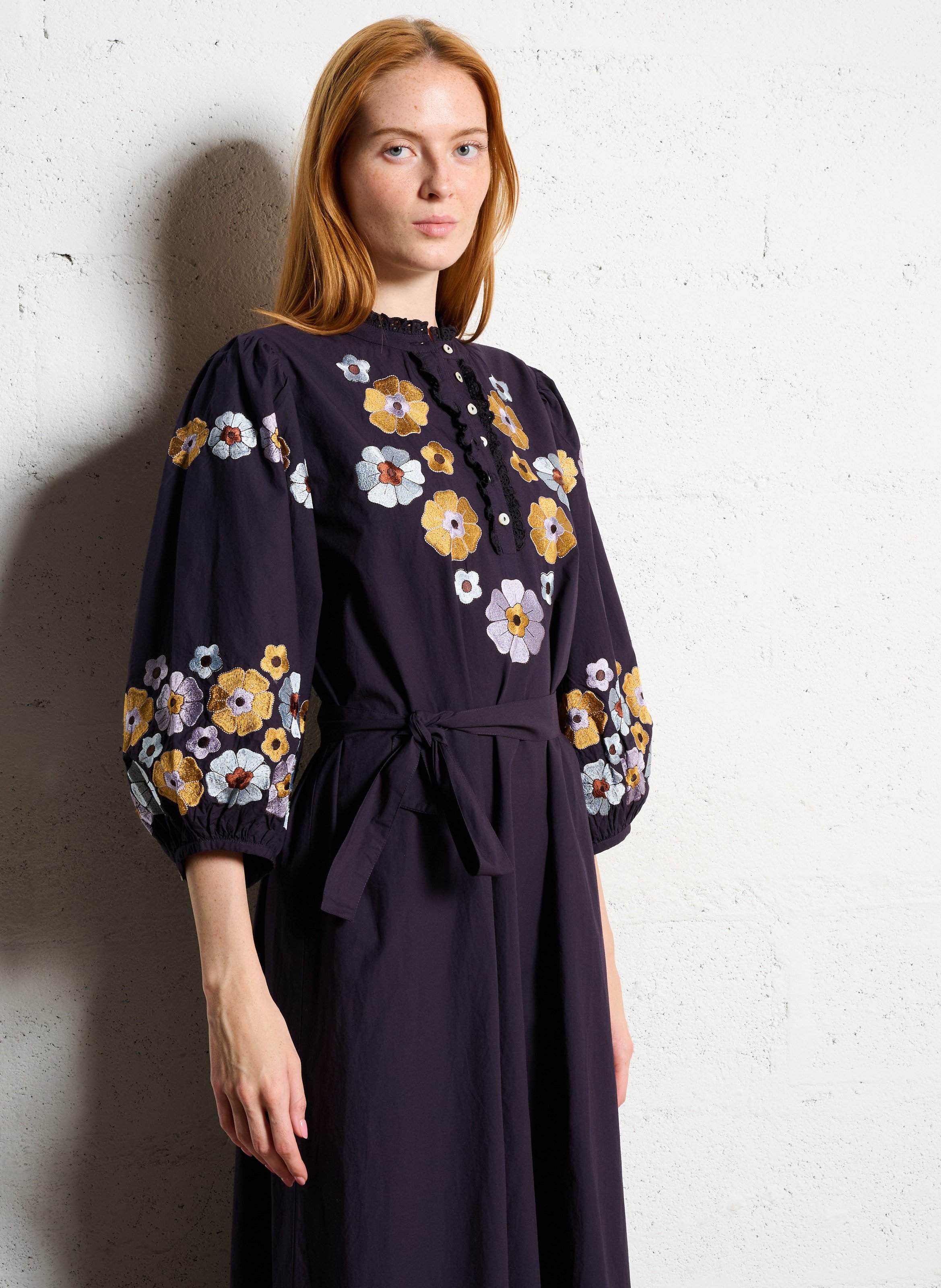 Robe longue col rond brodée en coton ANTIK BATIK Bleu