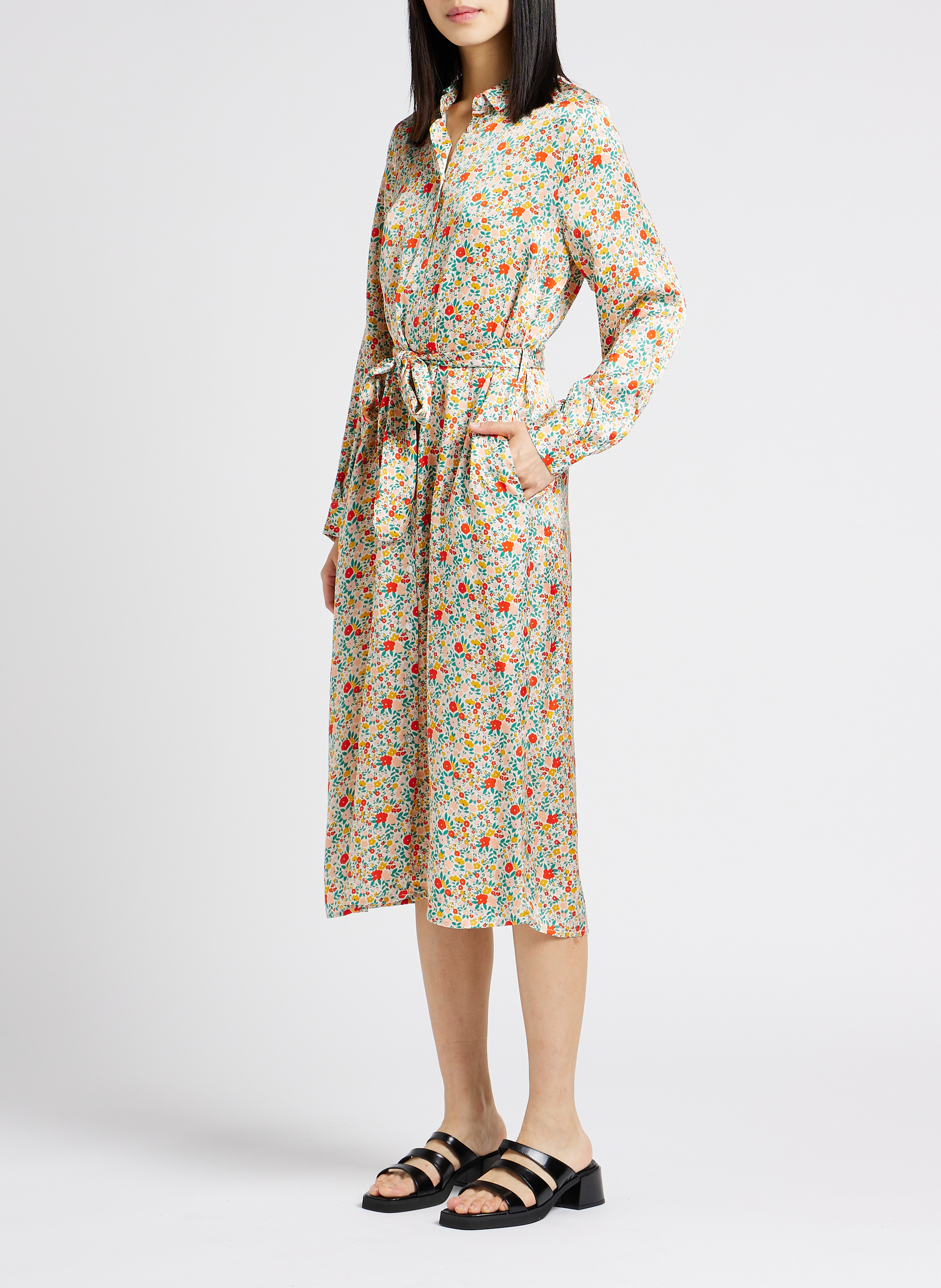 Maxikleid mit klassischem Kragen und Blumenprint OBJECT Beige