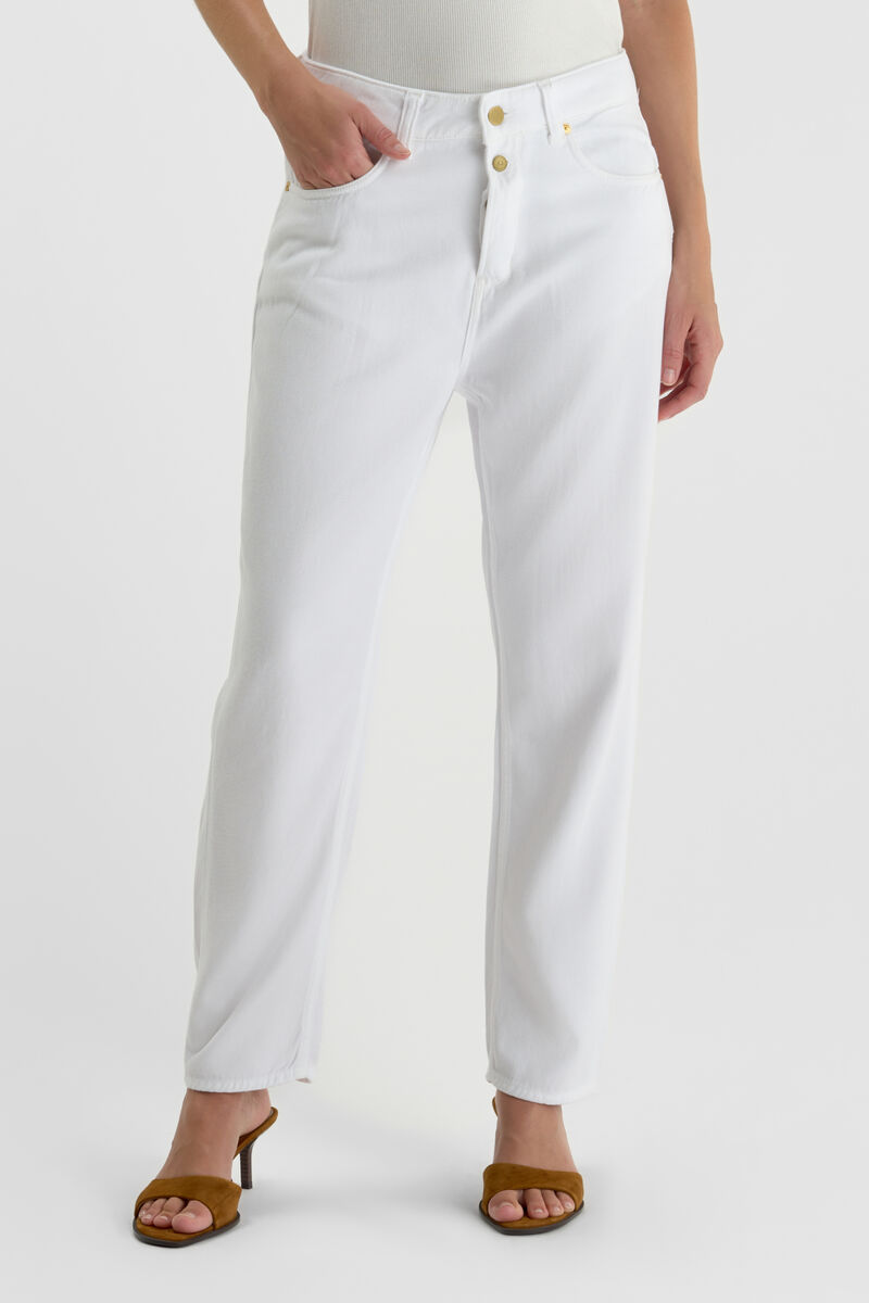 Loose, oversized girlfriend jeans, 7/8 length LE TEMPS DES CERISES White