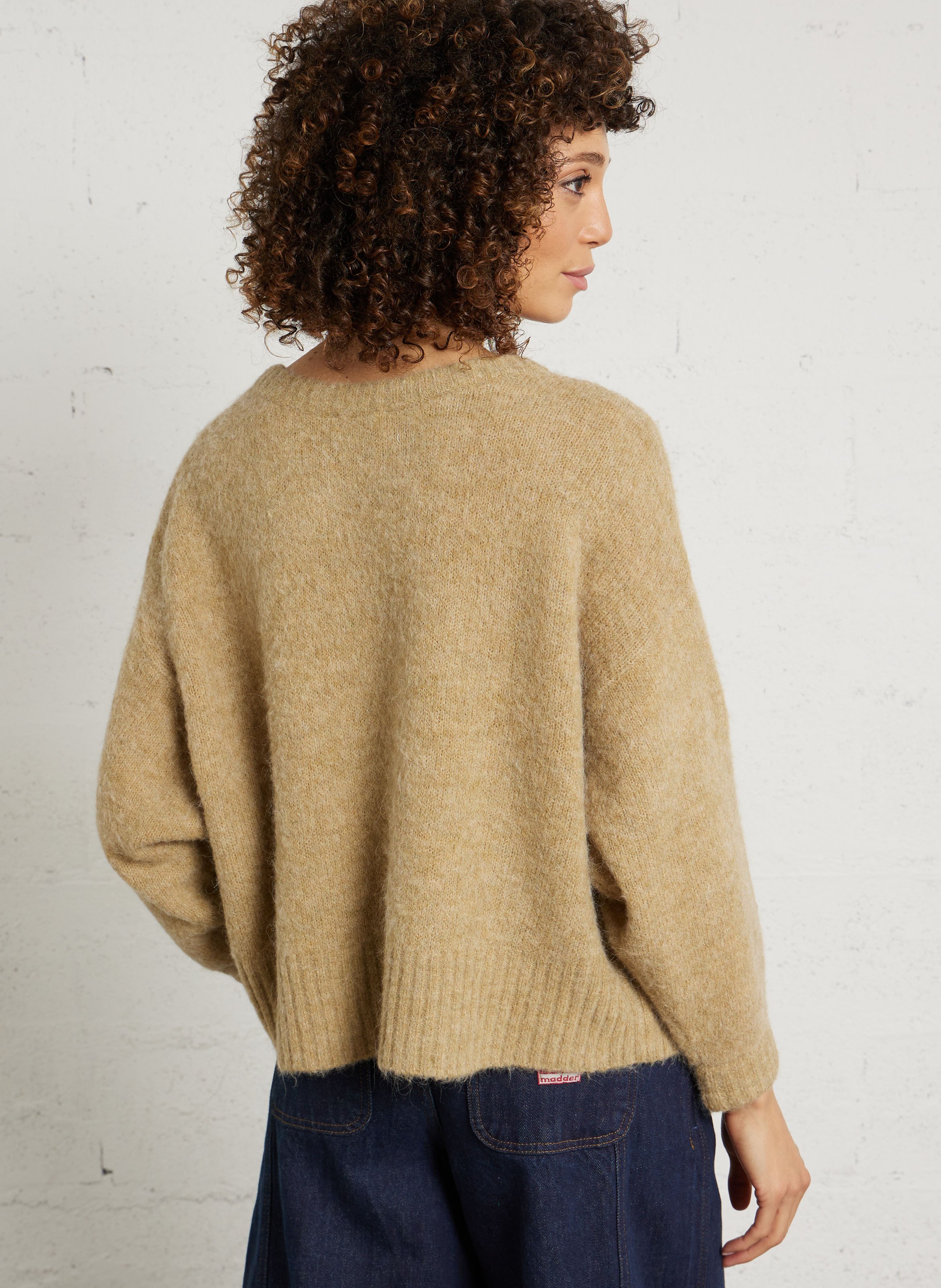 Oversize round-neck knit sweater AMERICAN VINTAGE Beige