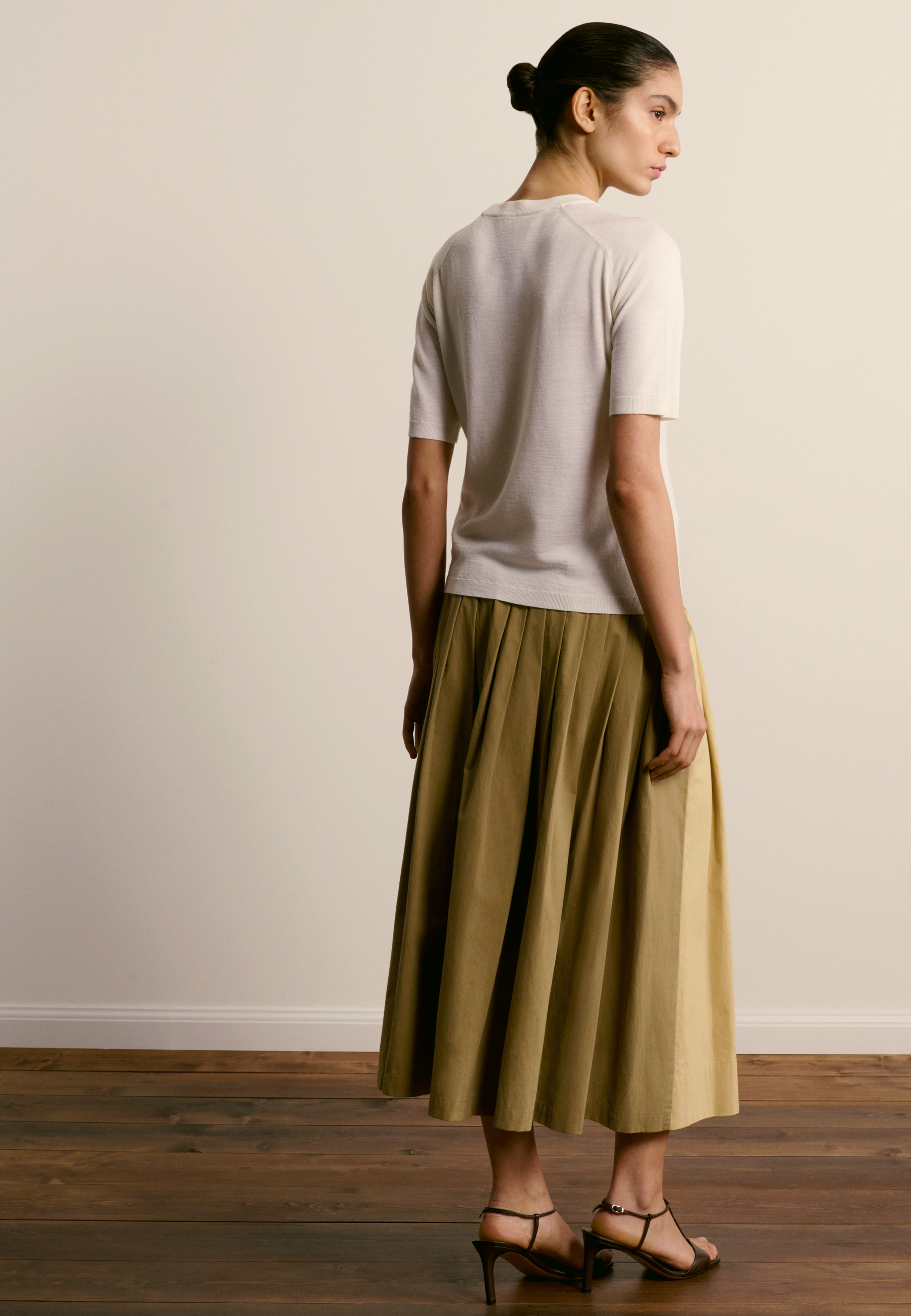 Round neck merino wool T-shirt MAISON MONTAGUT White