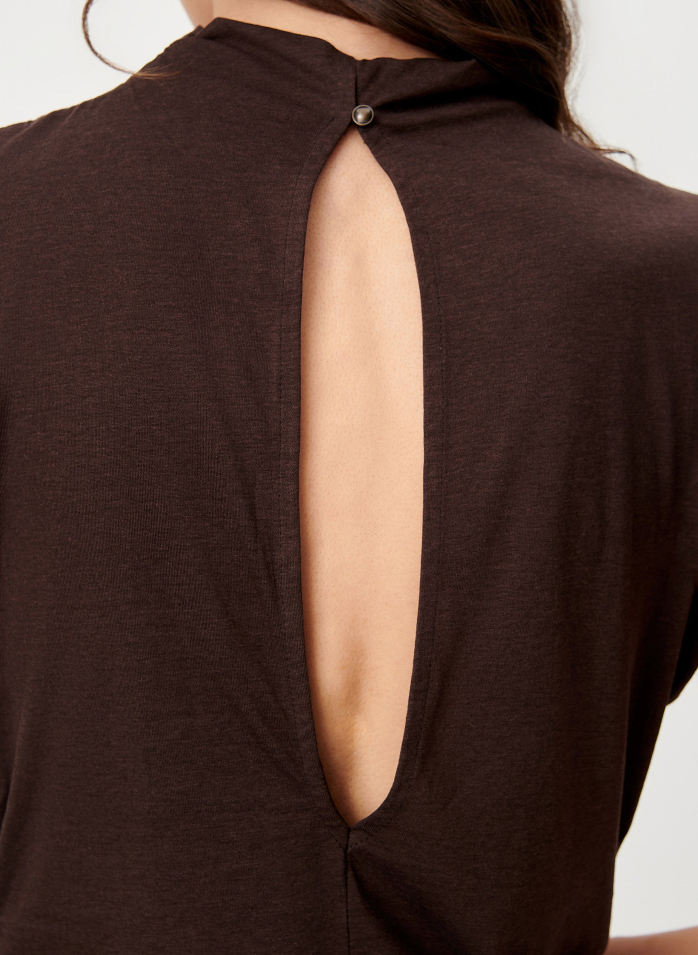Sleeveless fitted top SESSUN Brown