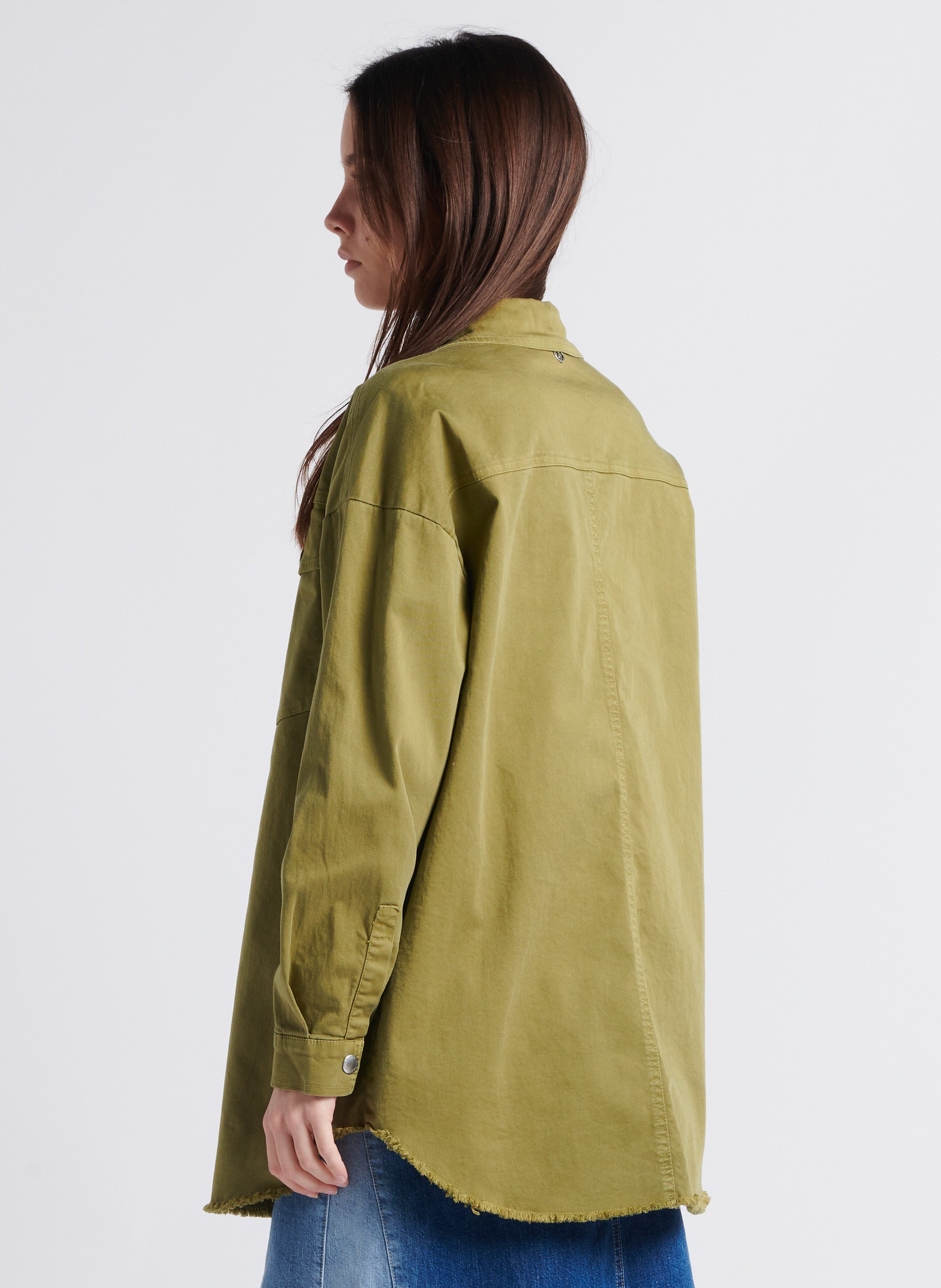 Lang jasje met klassieke kraag Kaki