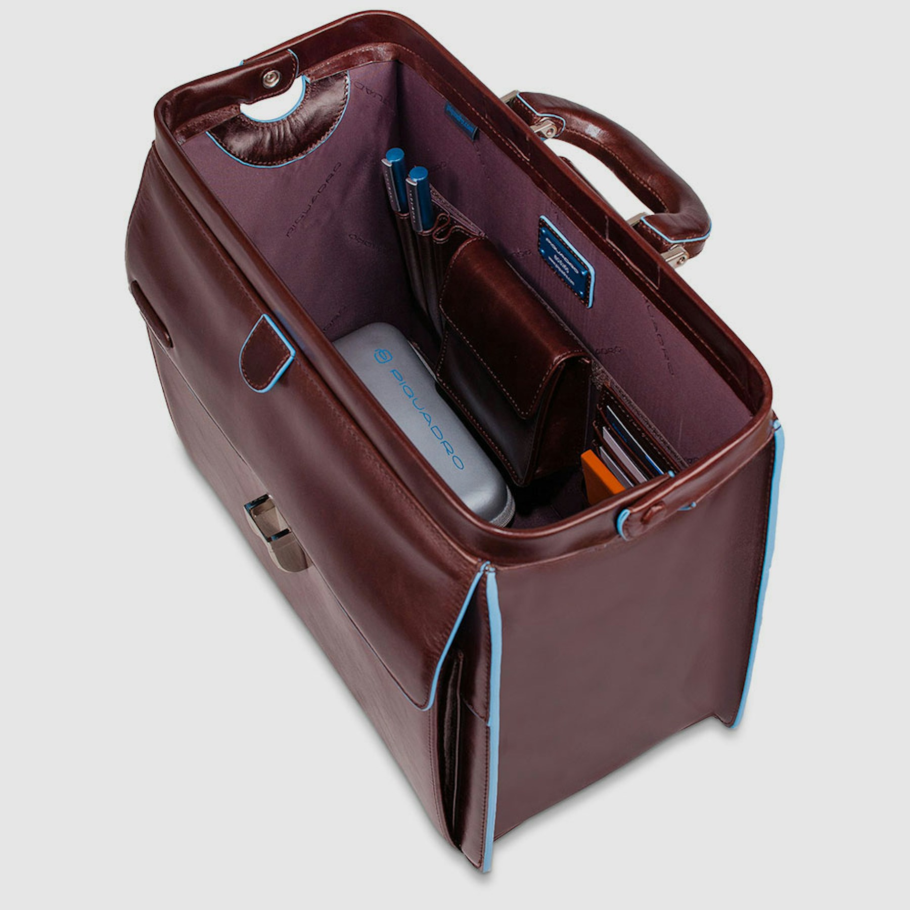 Doctor's leather satchel PIQUADRO Brown