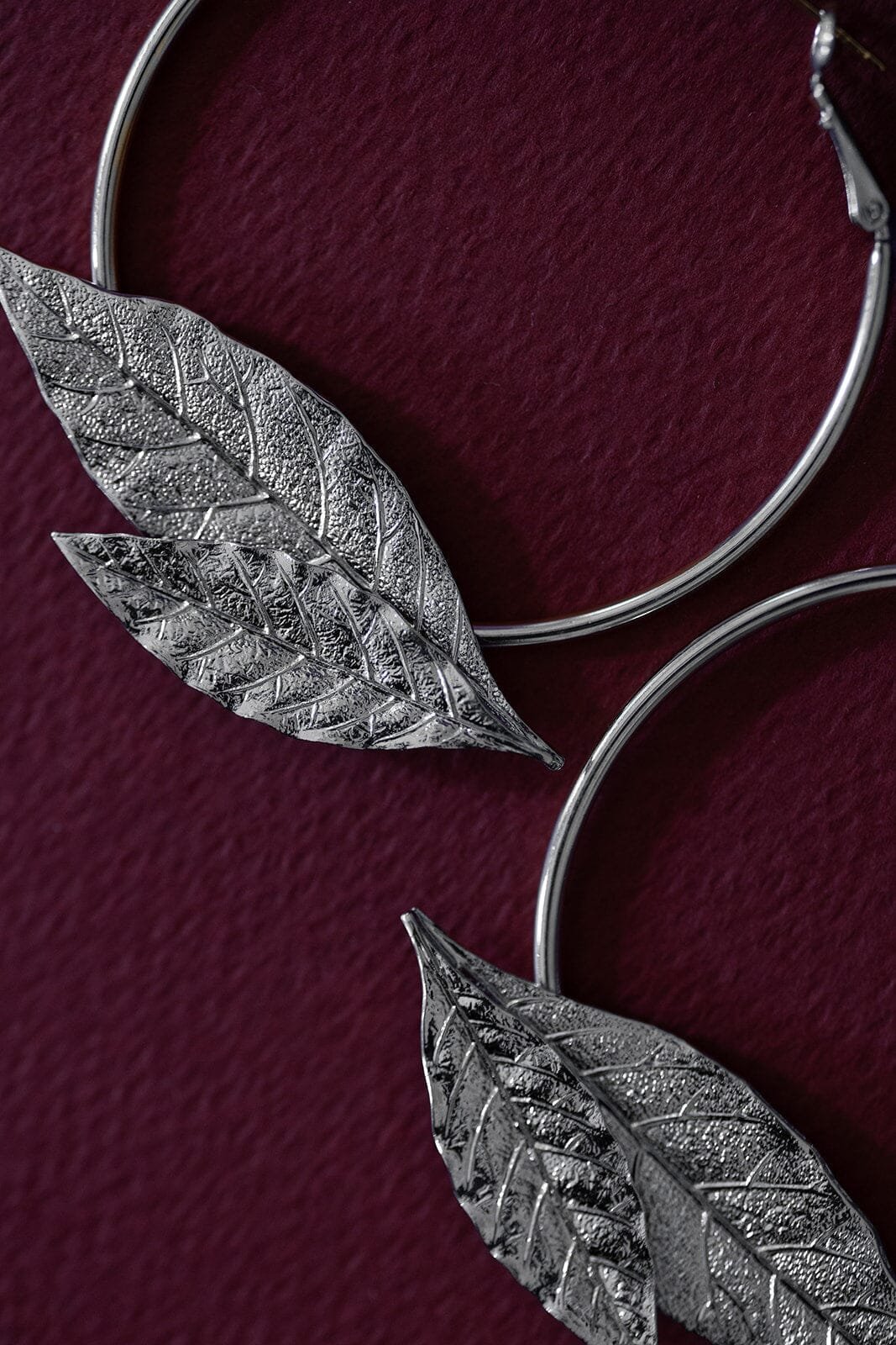 Silver-plated leaf hoop earrings MONSIEUR SIMONE Silver