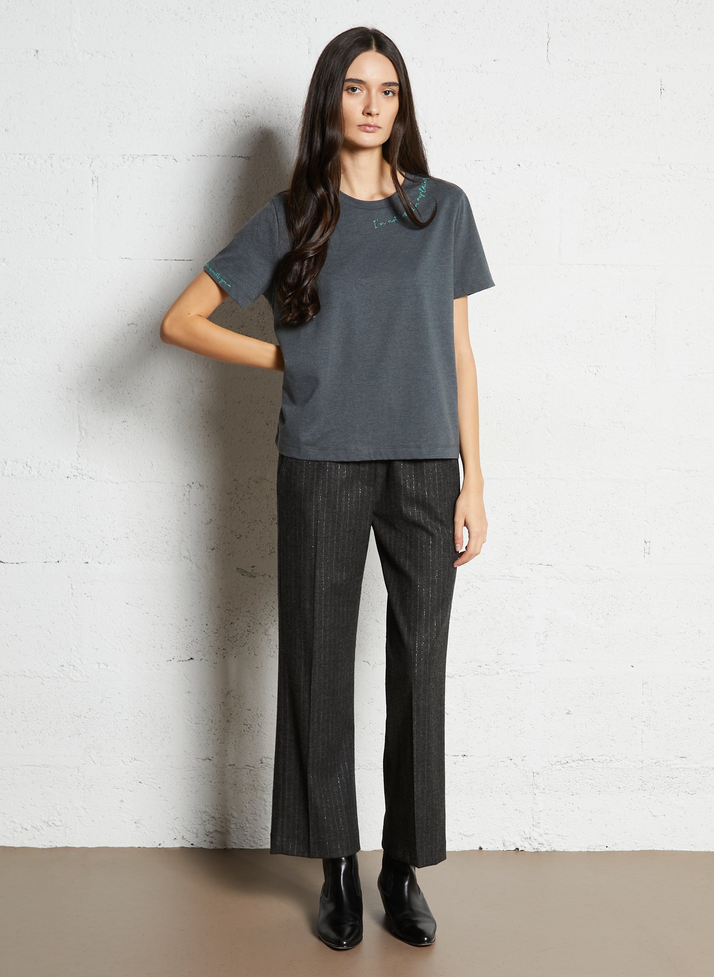 Tee-shirt droit col rond à détails brodés VILA Gris