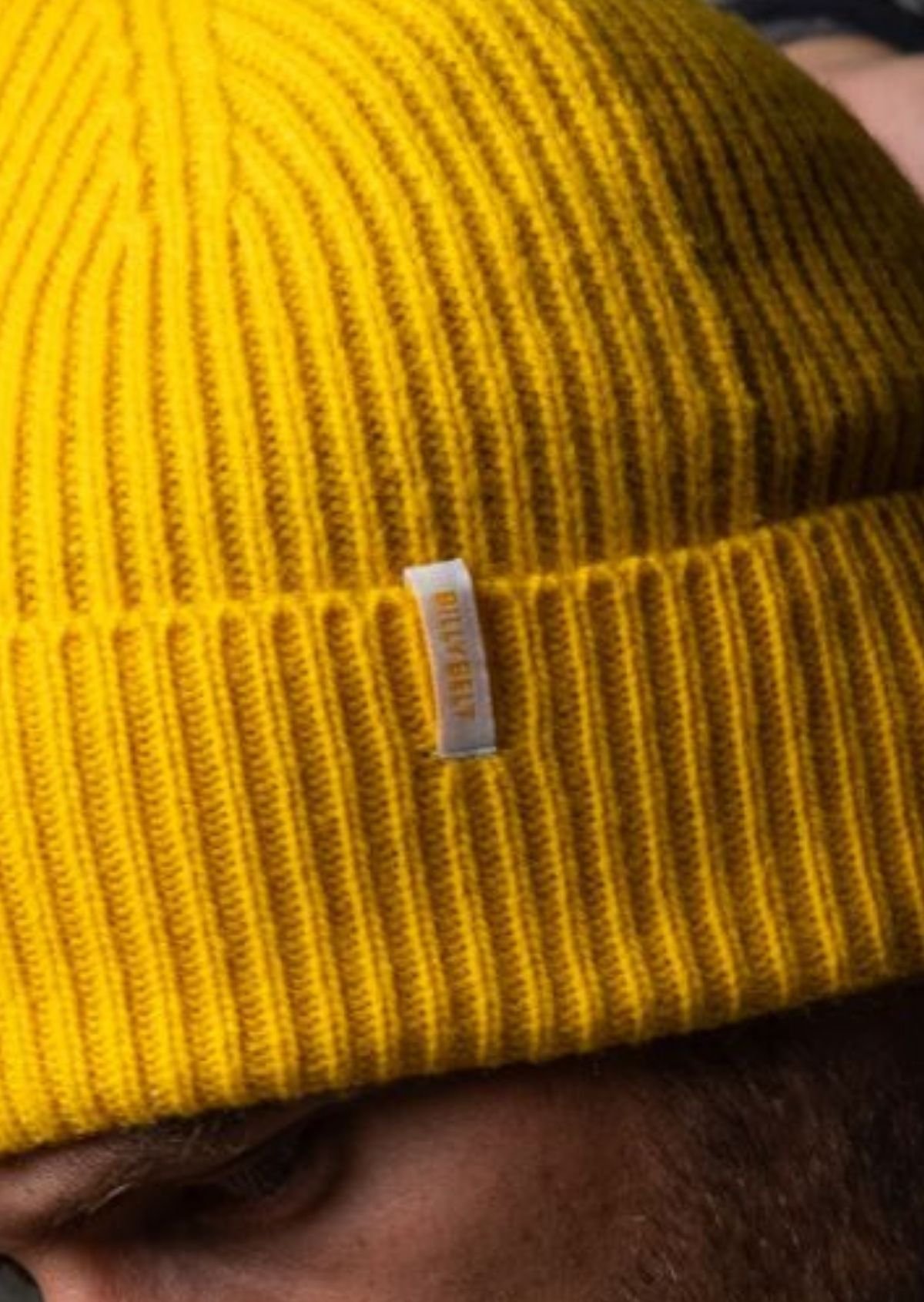 Lamb's wool beanie BILLYBELT Yellow