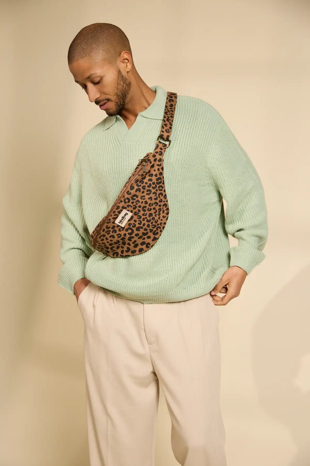 Cotton waist bag Brown