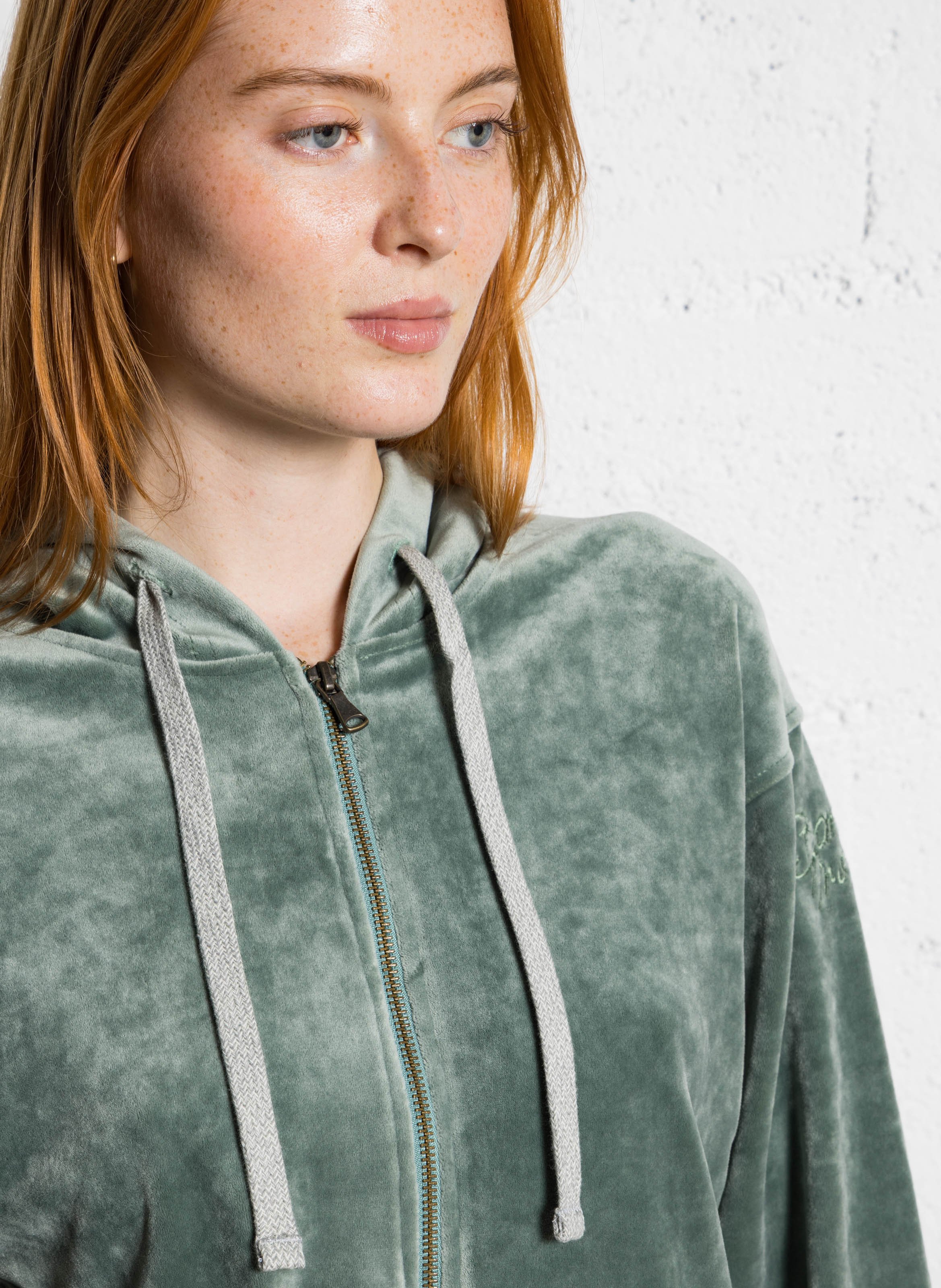 Gilet col rond en velours BANANA MOON Vert