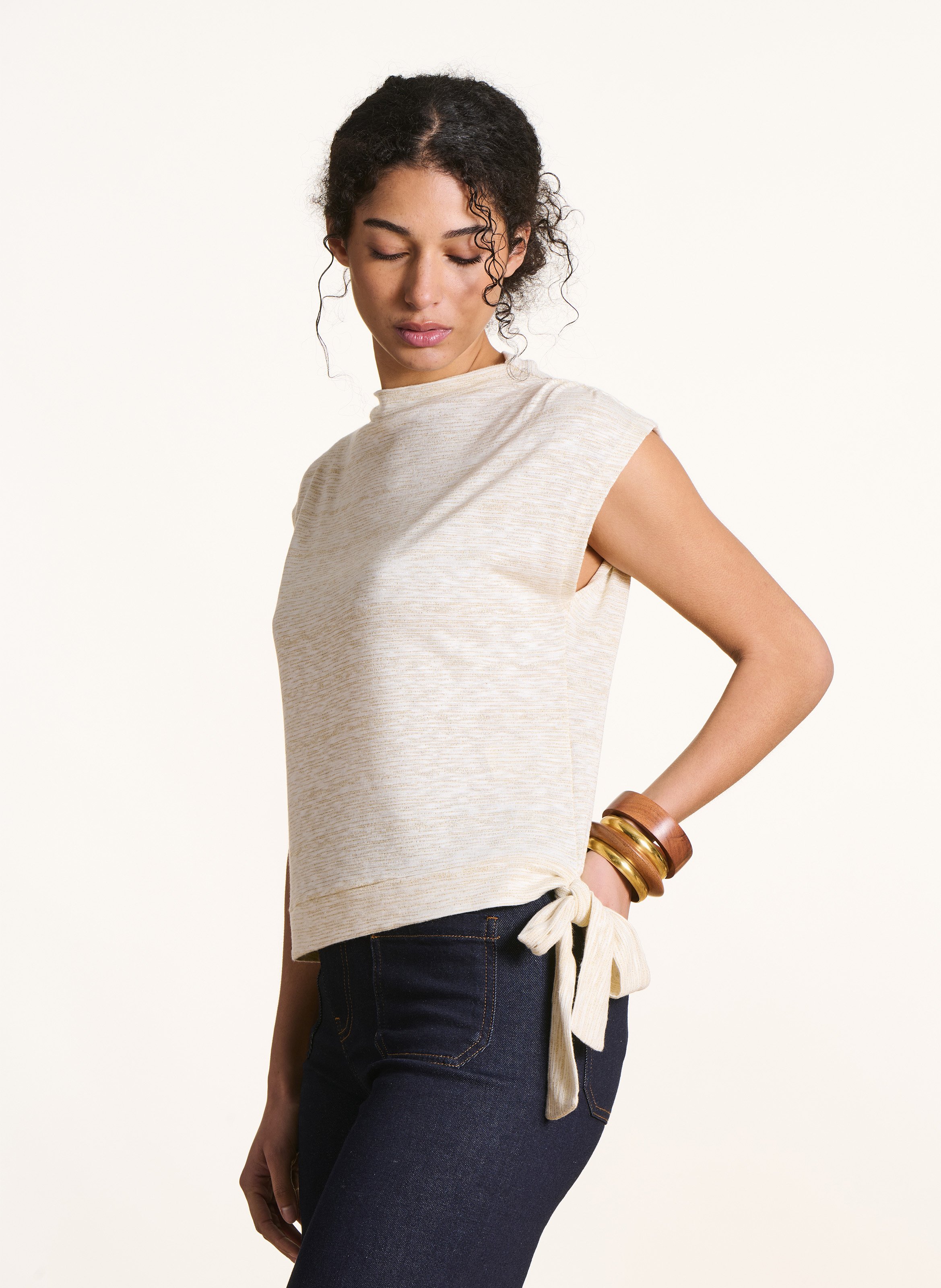 Top met korte mouwen in metallic stof LA FEE MARABOUTEE