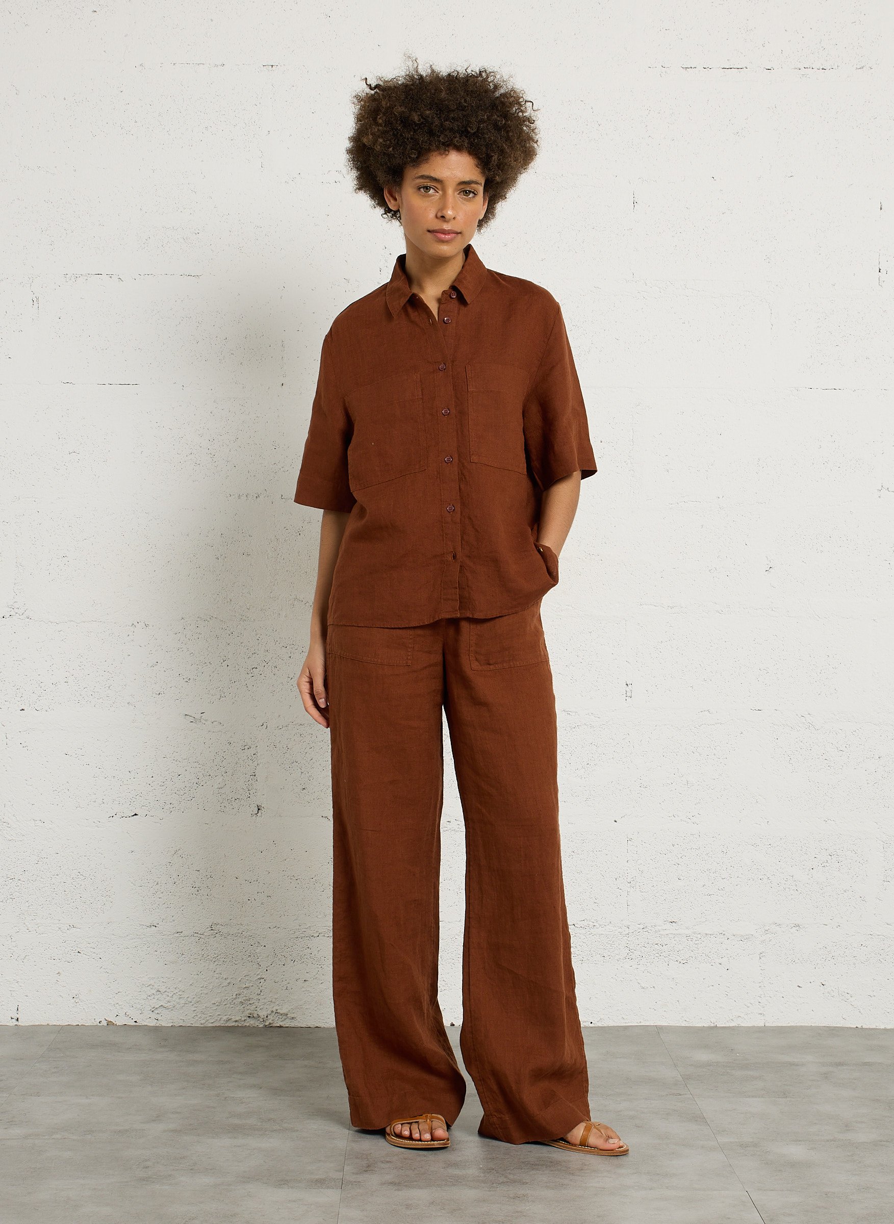 Straight-fit, linnen overhemd DES PETITS HAUTS Bruin