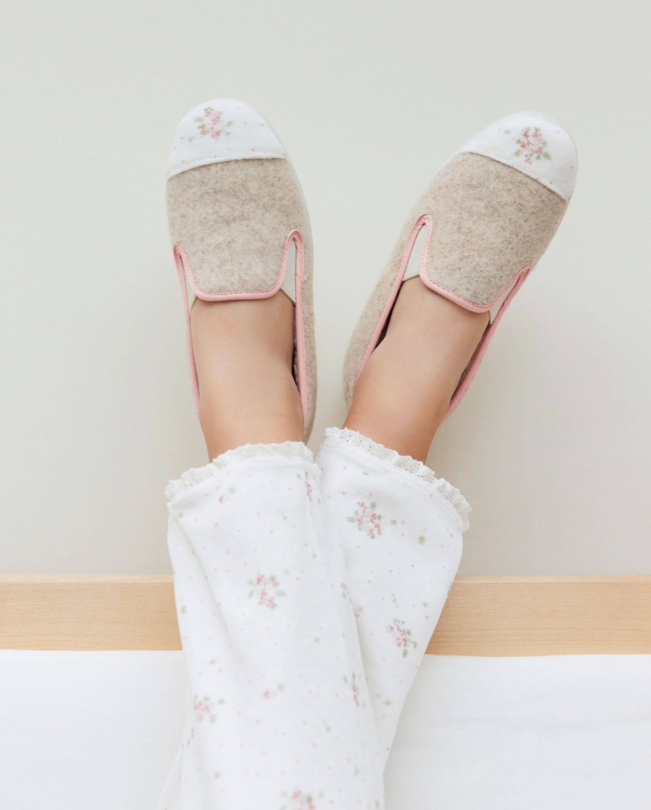 Kids slipper collab' x Tartine et Chocolat, flowers ANGARDE Beige