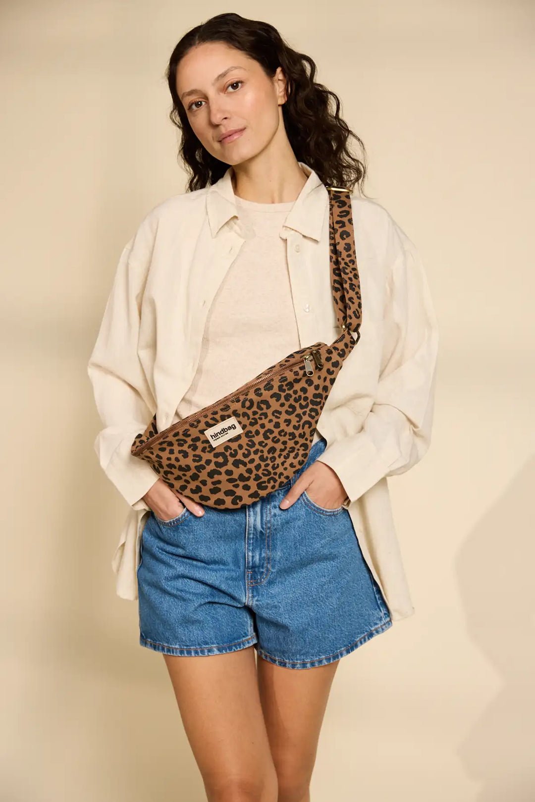 Cotton waist bag Brown