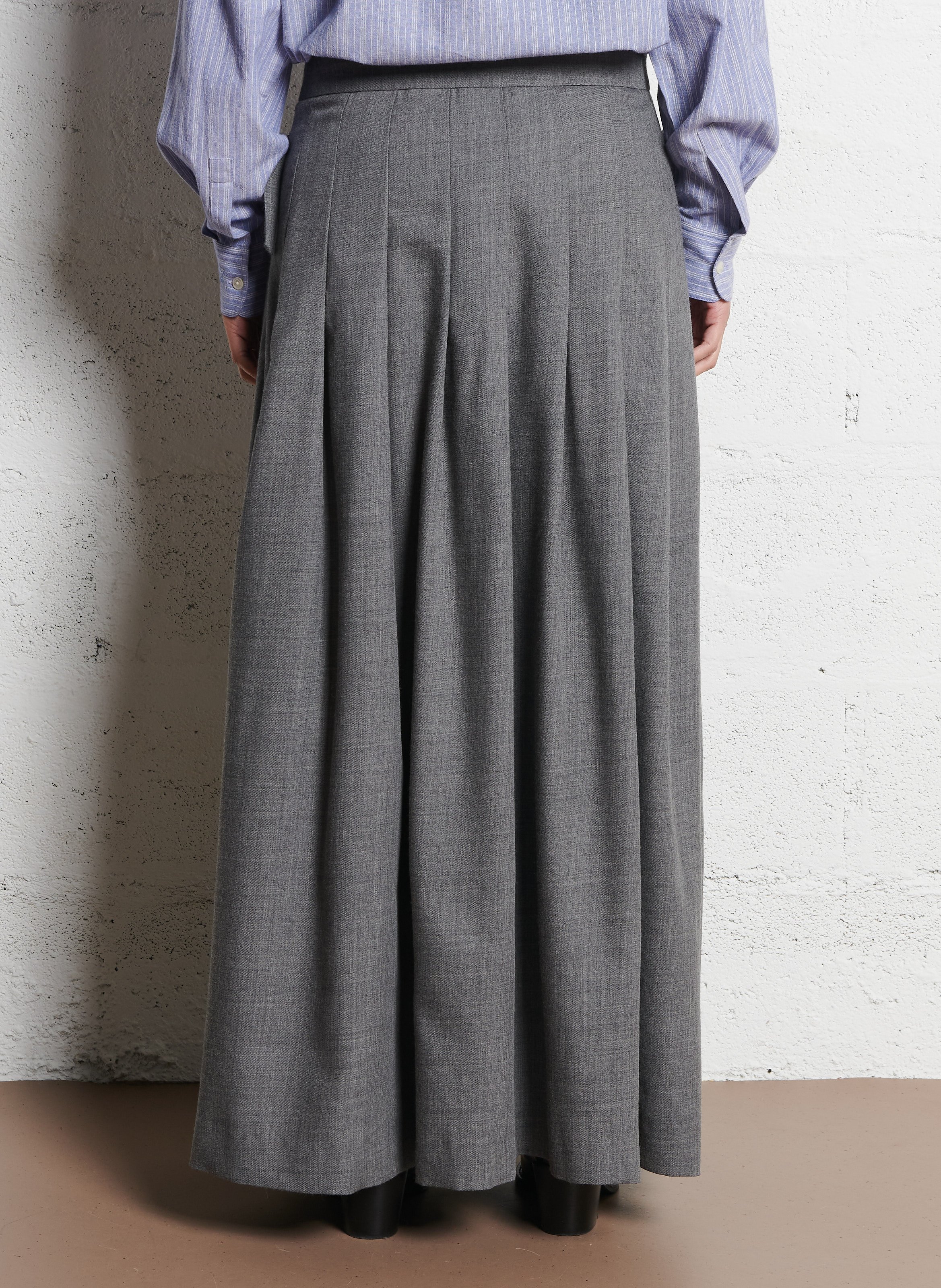 Weit plissierter Wollrock LAURENCE BRAS Grau