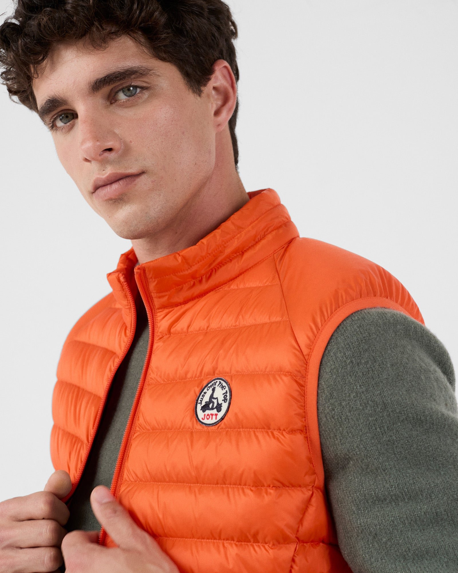 Sleeveless puffer jacket Tom JOTT Red