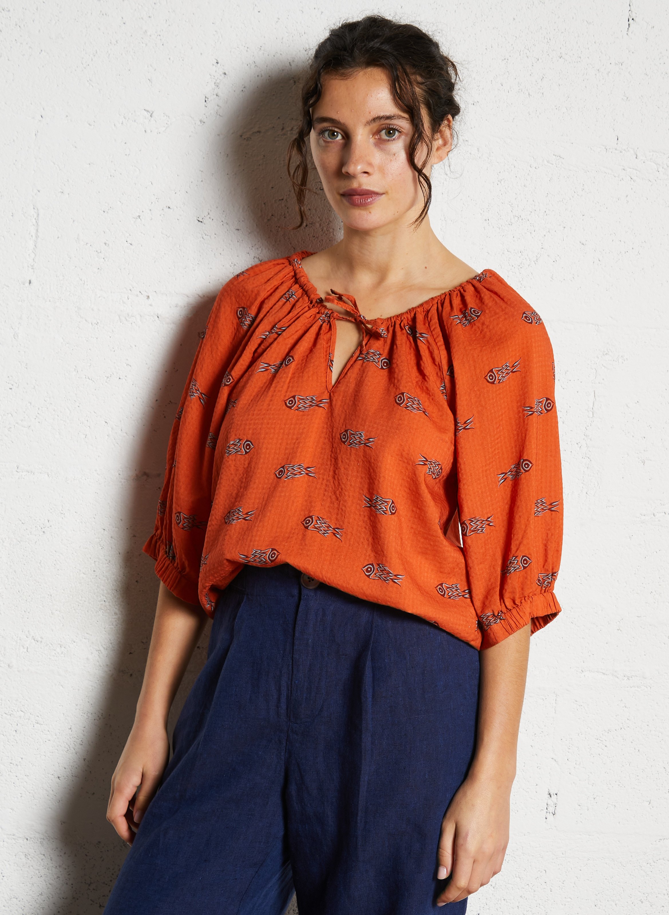 Gedrukte blouse met V-hals NICE THINGS Bruin