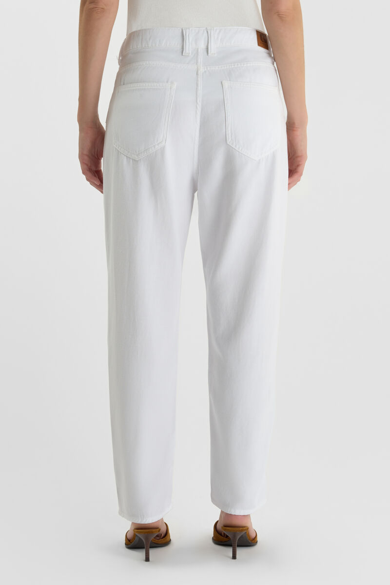 Loose, oversized girlfriend jeans, 7/8 length LE TEMPS DES CERISES White