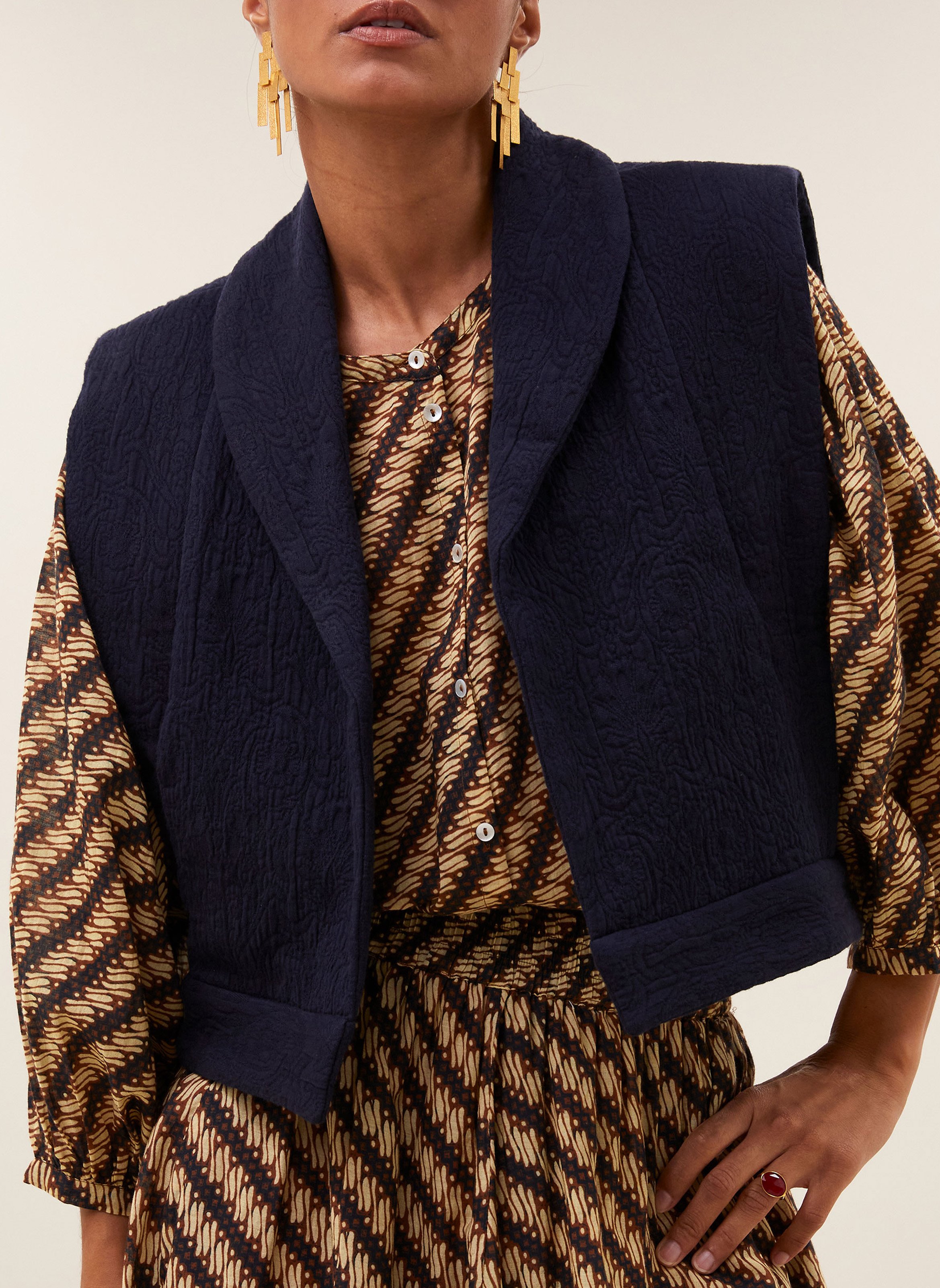 Jasje met reverskraag van katoen met structuur BY BAR Blauw