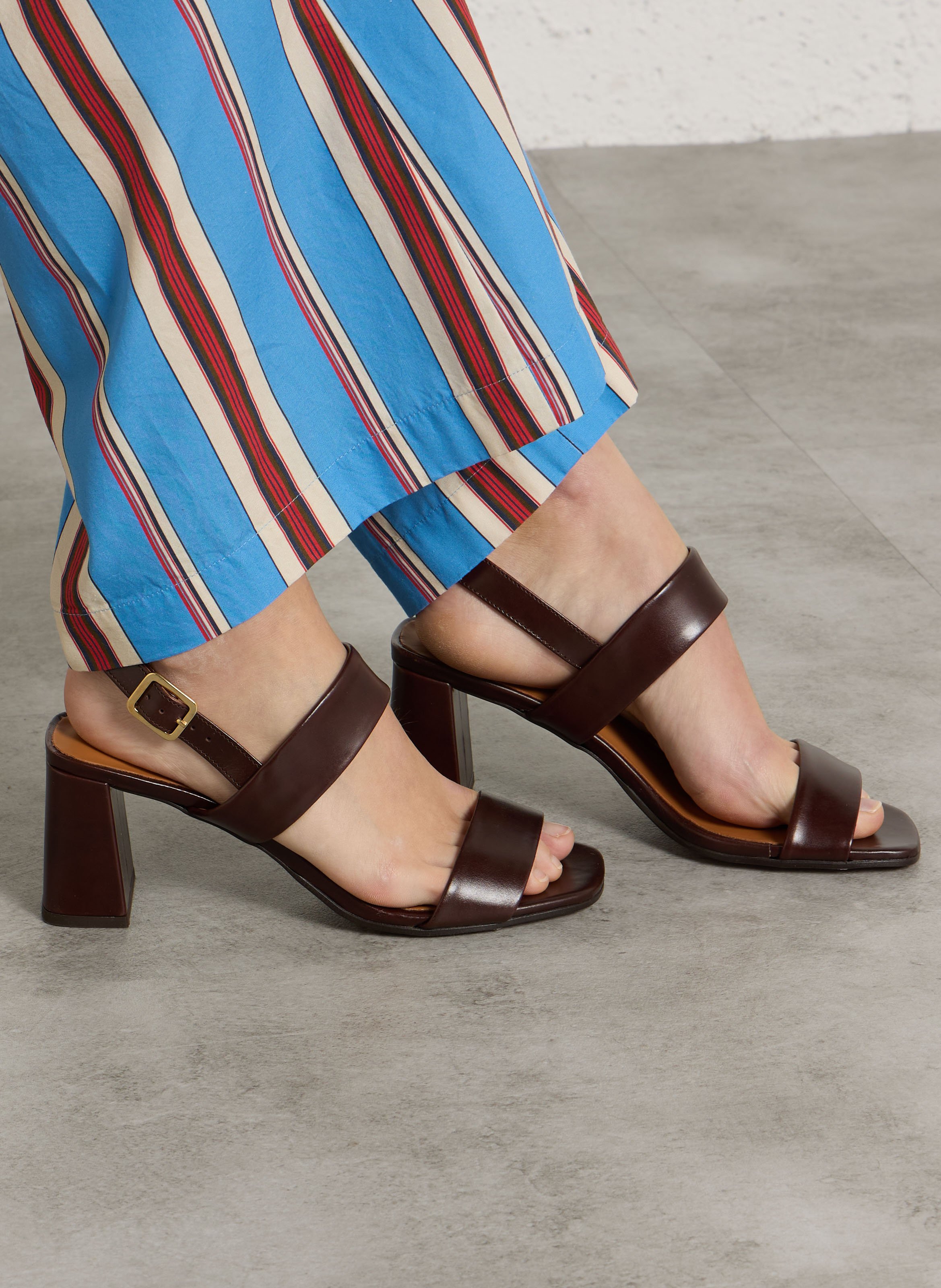 Flache Leder-Mules RIVECOUR Braun