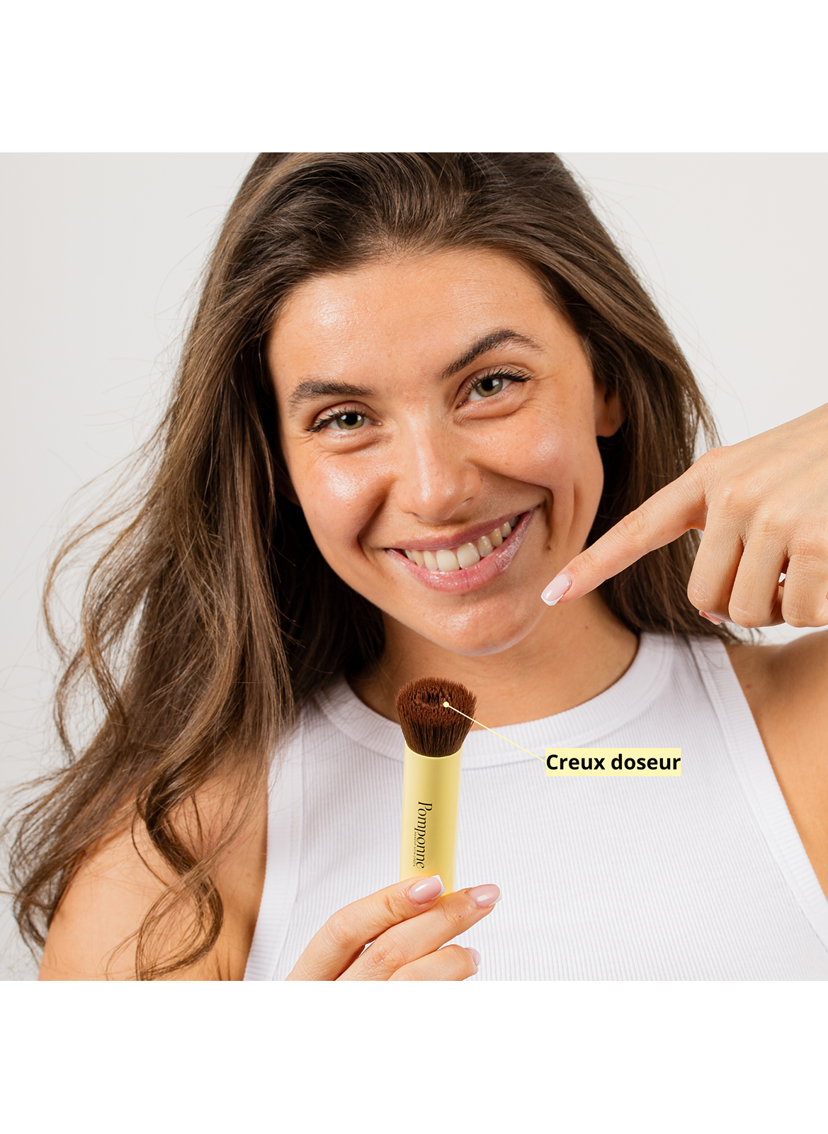 Pinceau teint à creux POMPONNE No color