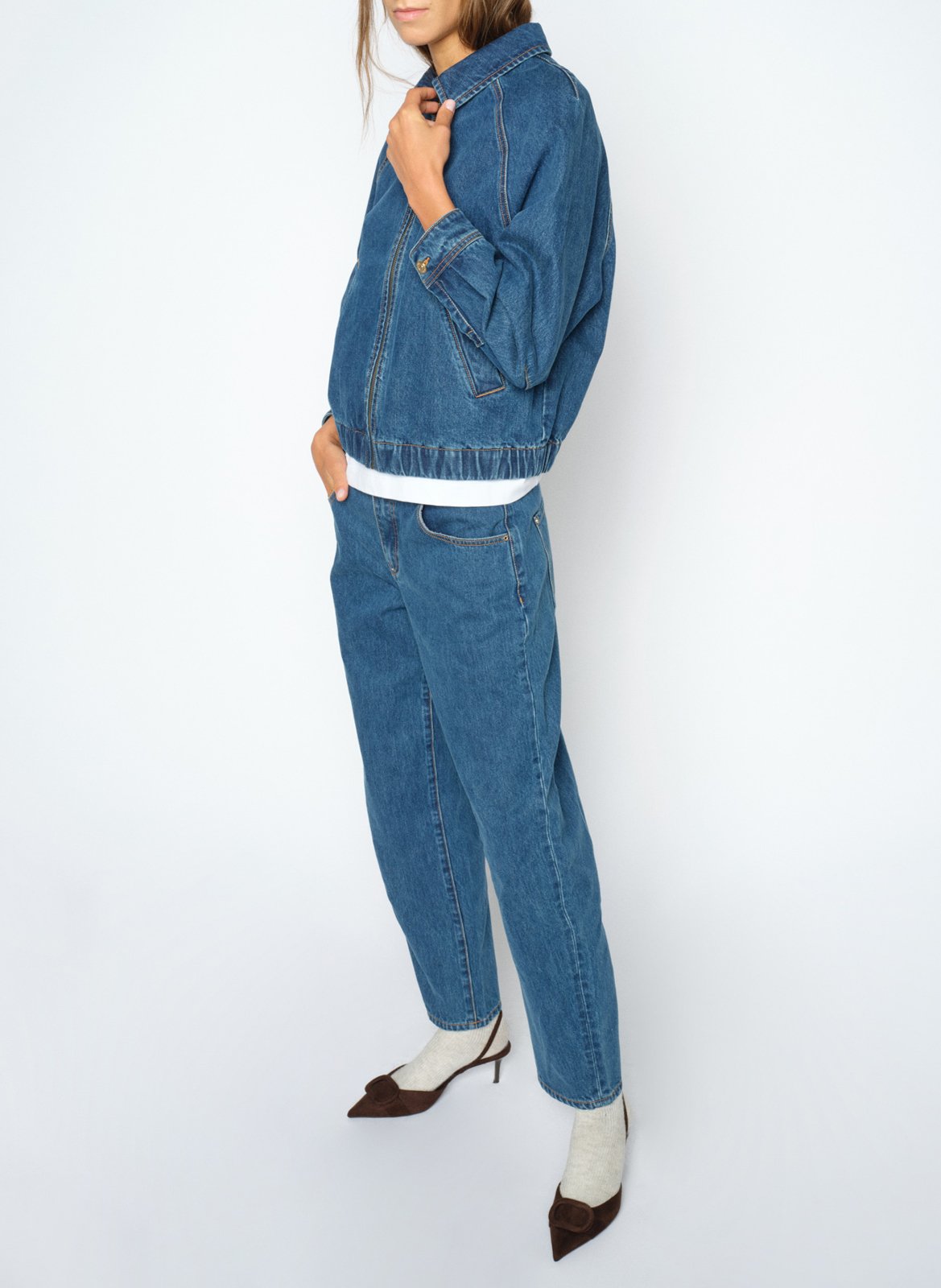 Jean droit uni à broderie dos MOS MOSH Bleu