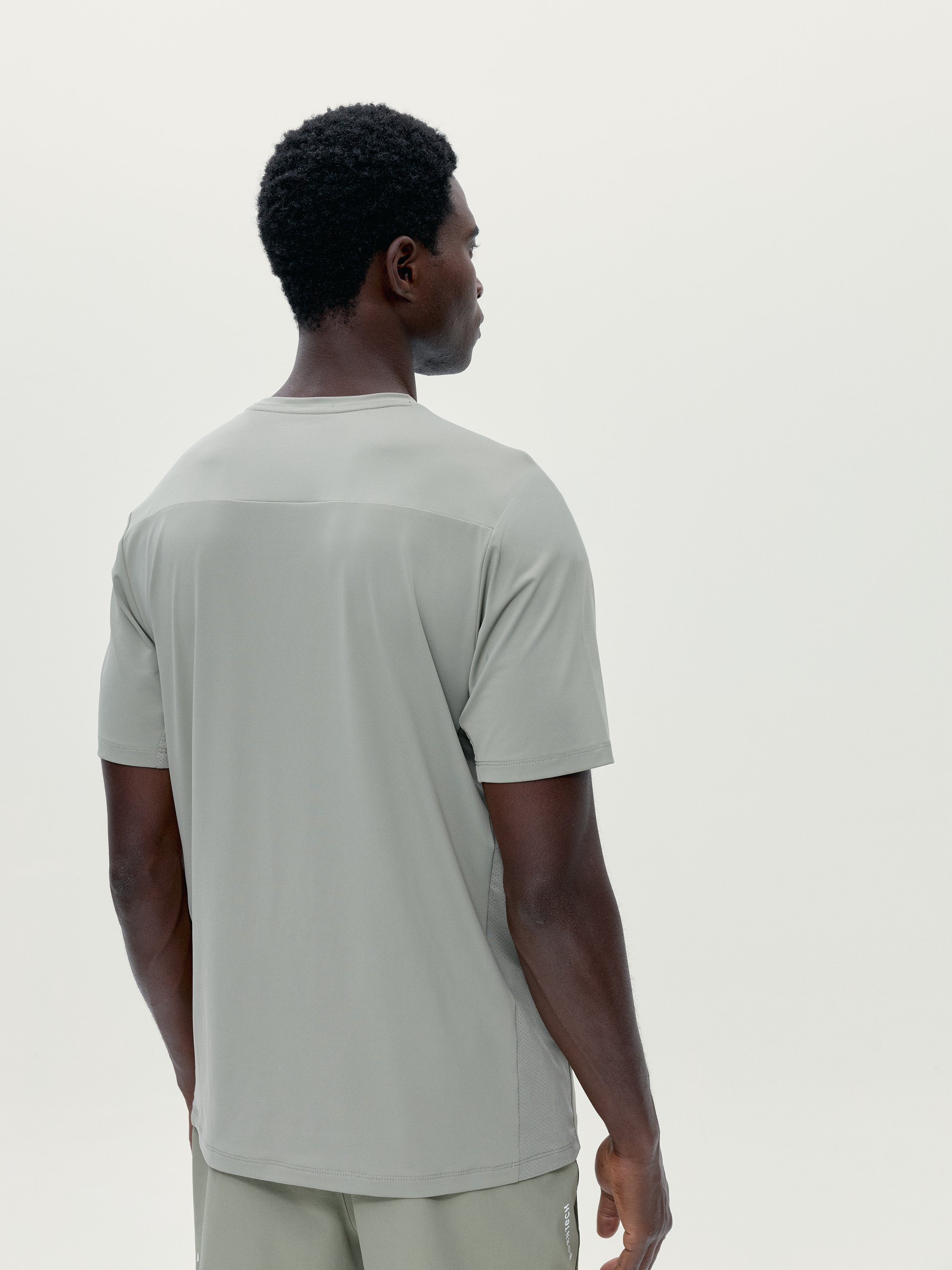 Short-sleeve performance sports t-shirt VOLTA 2.0 | Green BORN Men