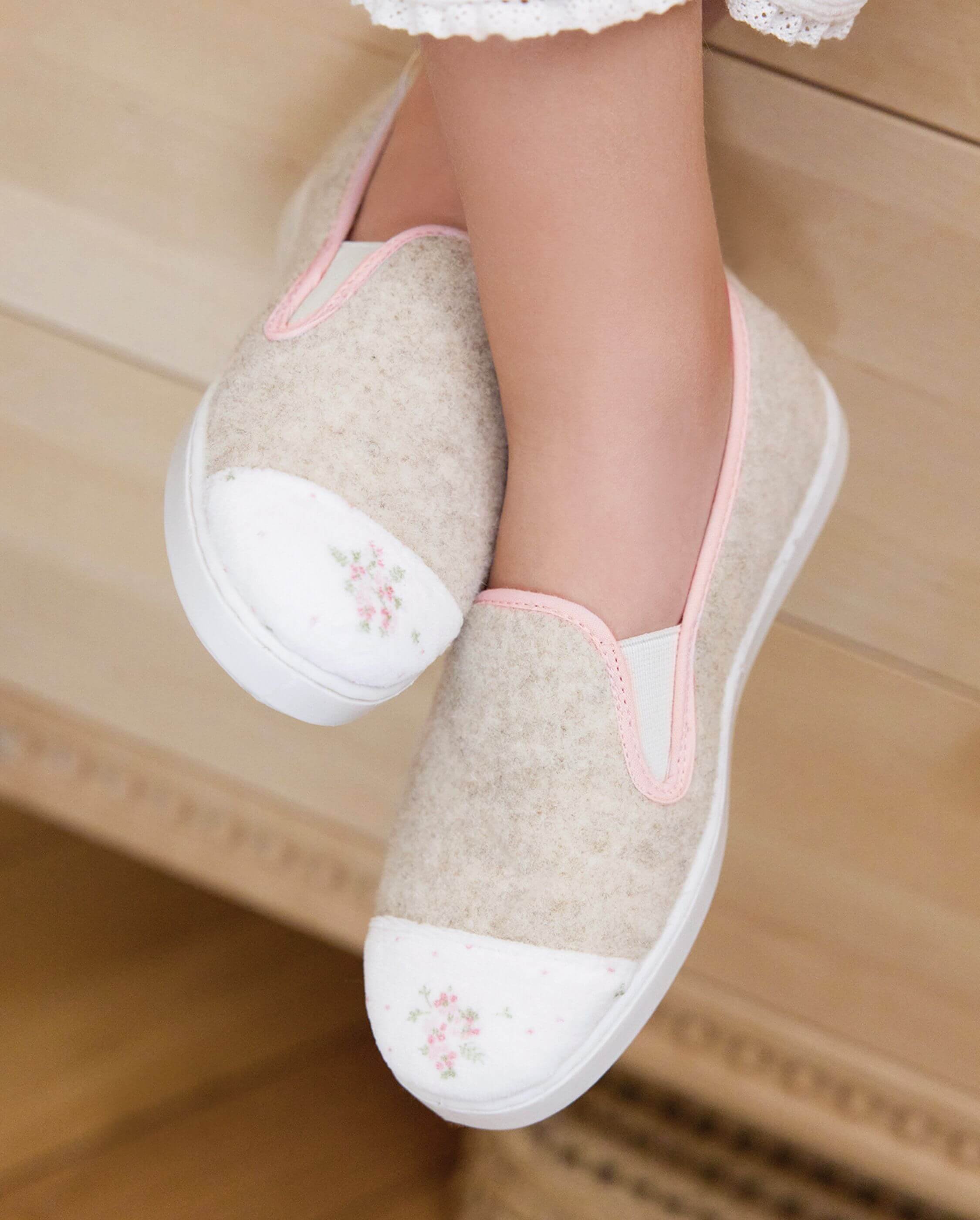 Kids slipper collab' x Tartine et Chocolat, flowers ANGARDE Beige