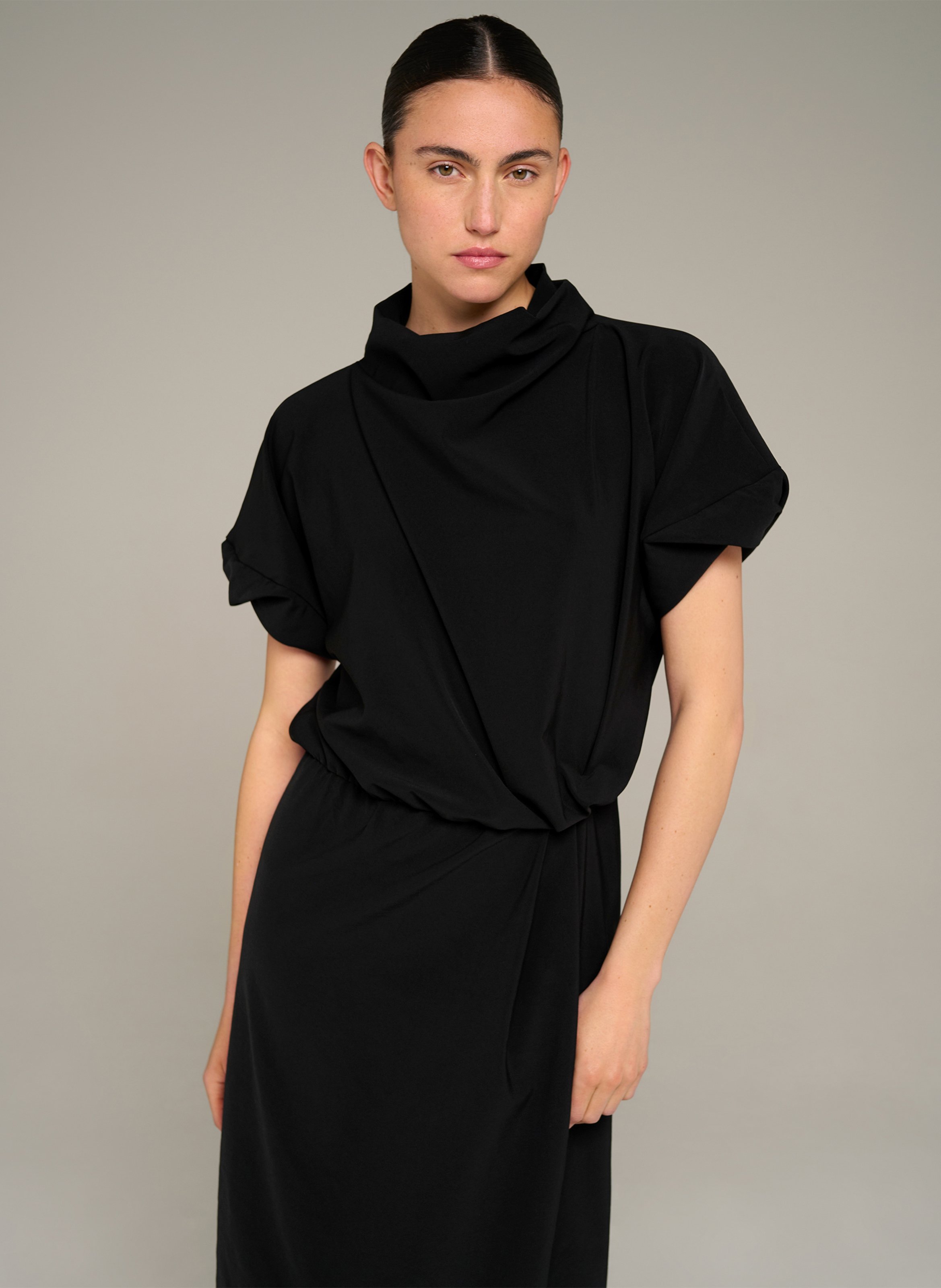 Solid straight midi dress COTELAC Black