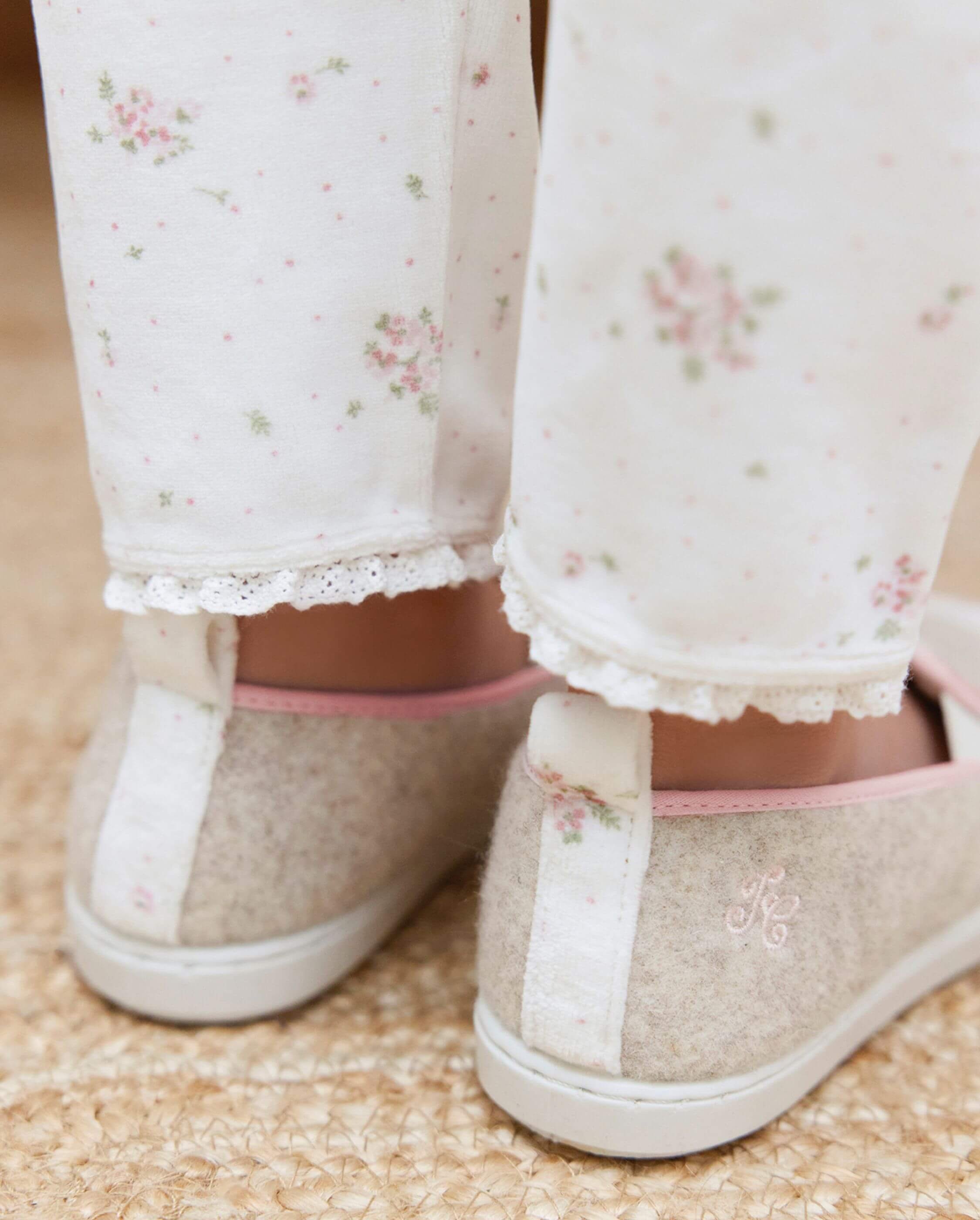 Kids slipper collab' x Tartine et Chocolat, flowers ANGARDE Beige