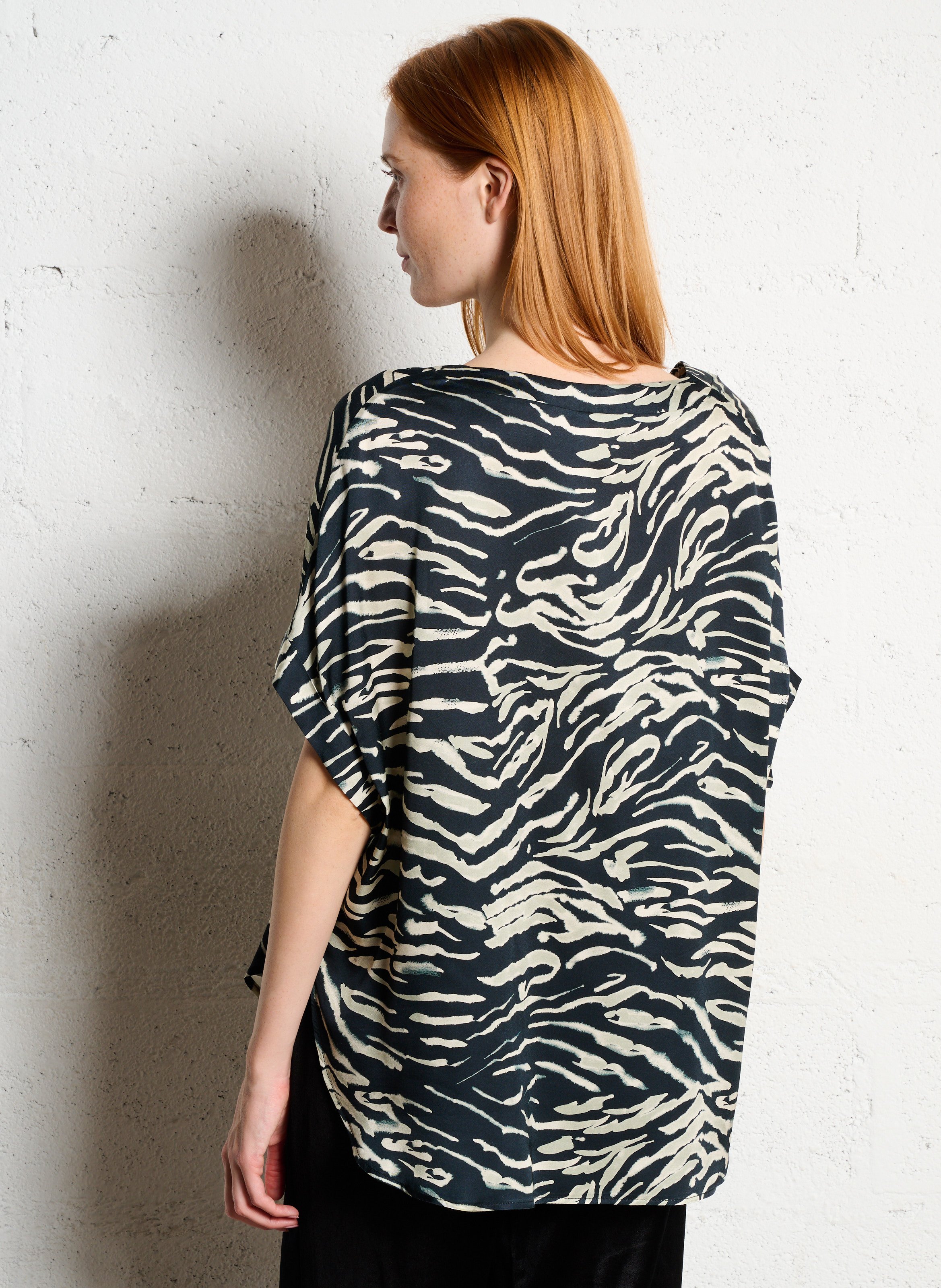 Oversize Top mit V-Ausschnitt und Print IMPERIAL Mehrfarbig