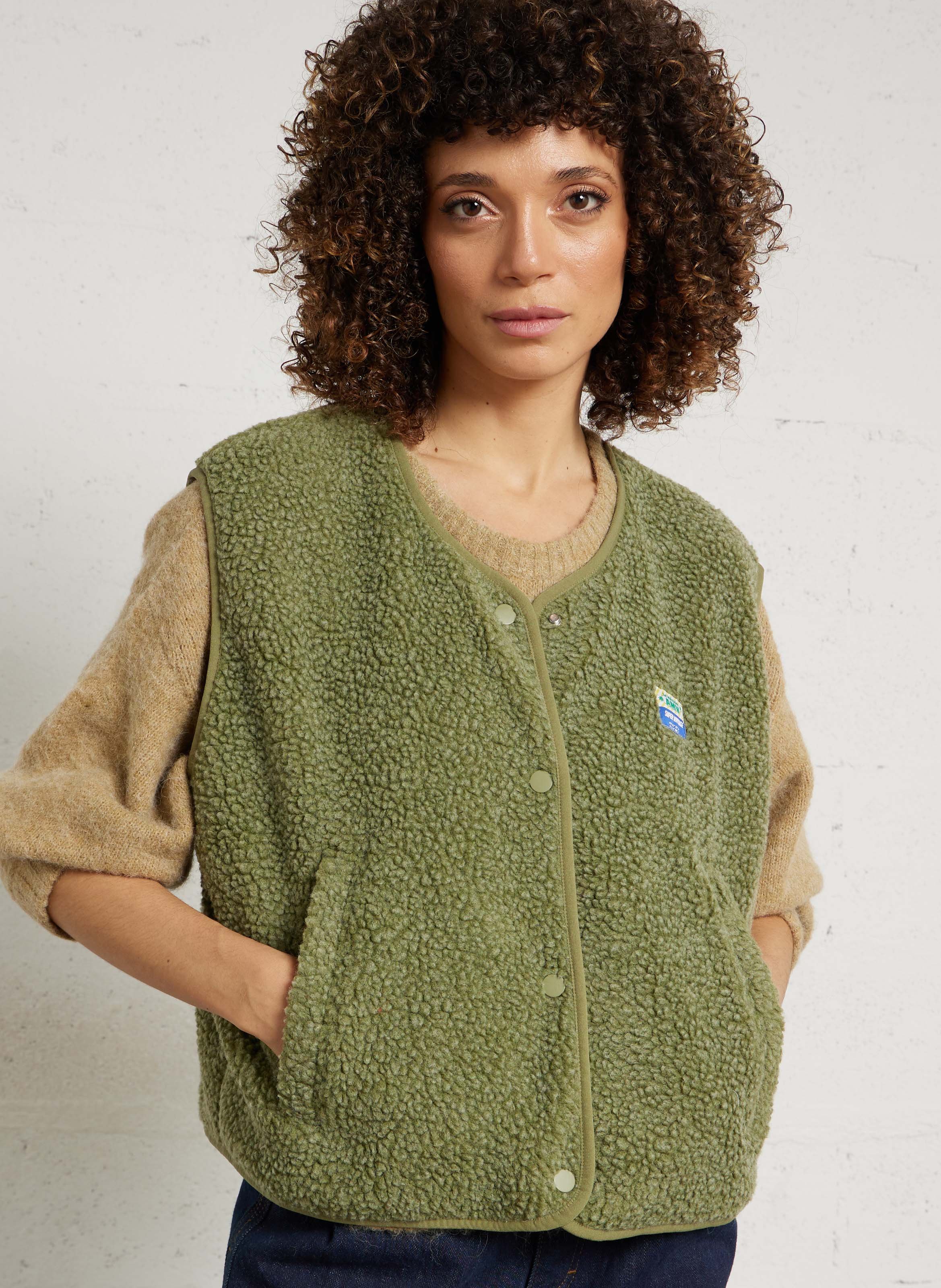 Gilet col rond molletonné sans manches AMERICAN VINTAGE Vert