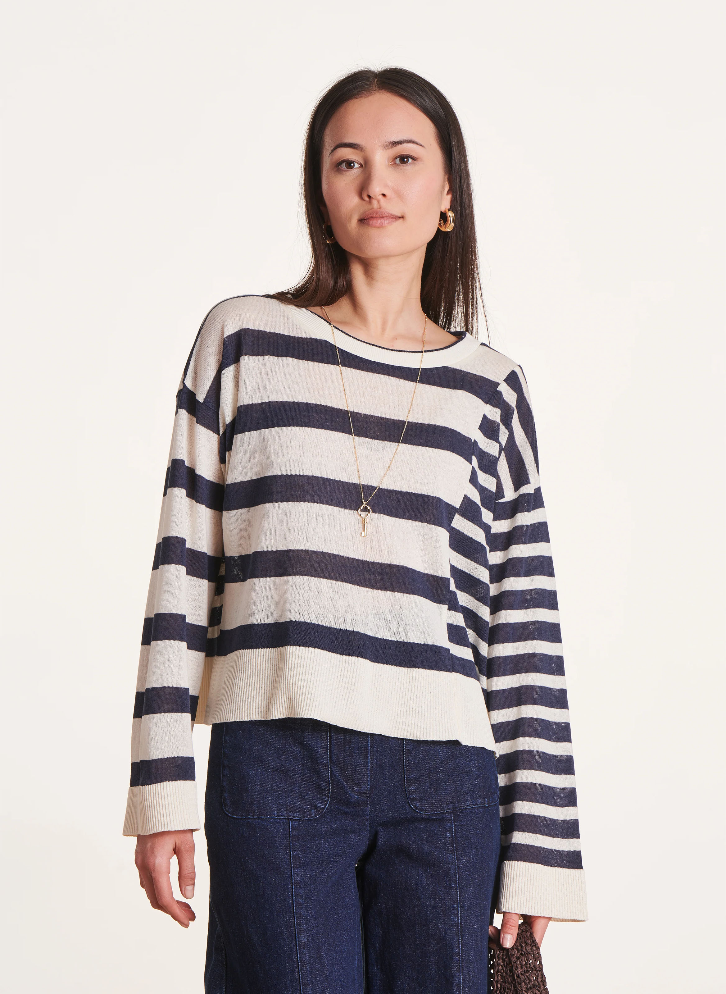 Pull droit col rond en coton mélangé LA FEE MARABOUTEE Bleu