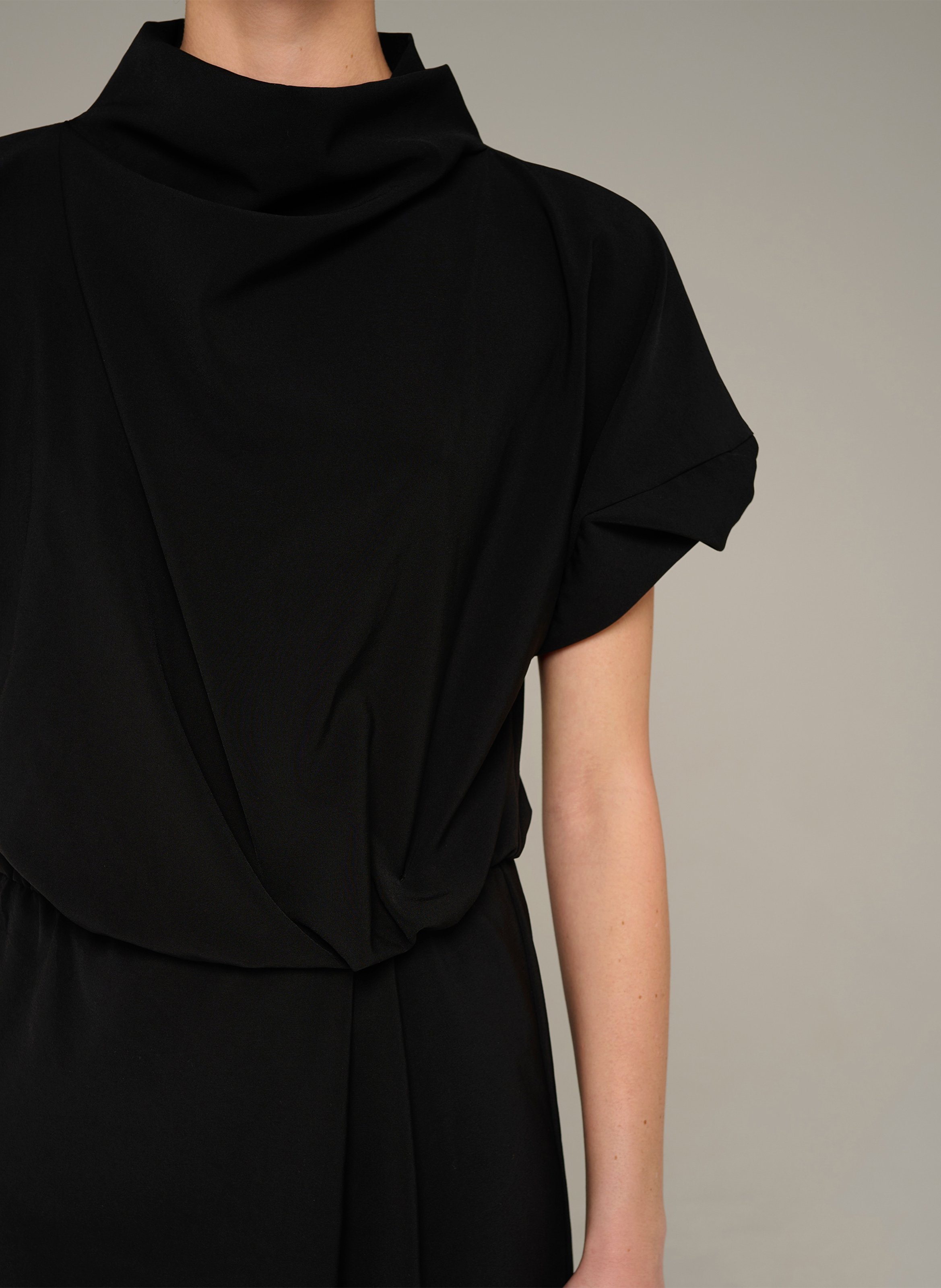 Solid straight midi dress COTELAC Black
