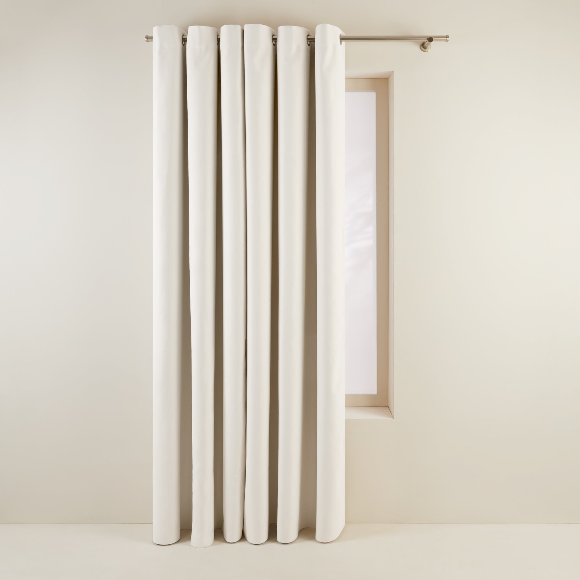 NIGHT - Blackout curtain with eyelets MADURA White