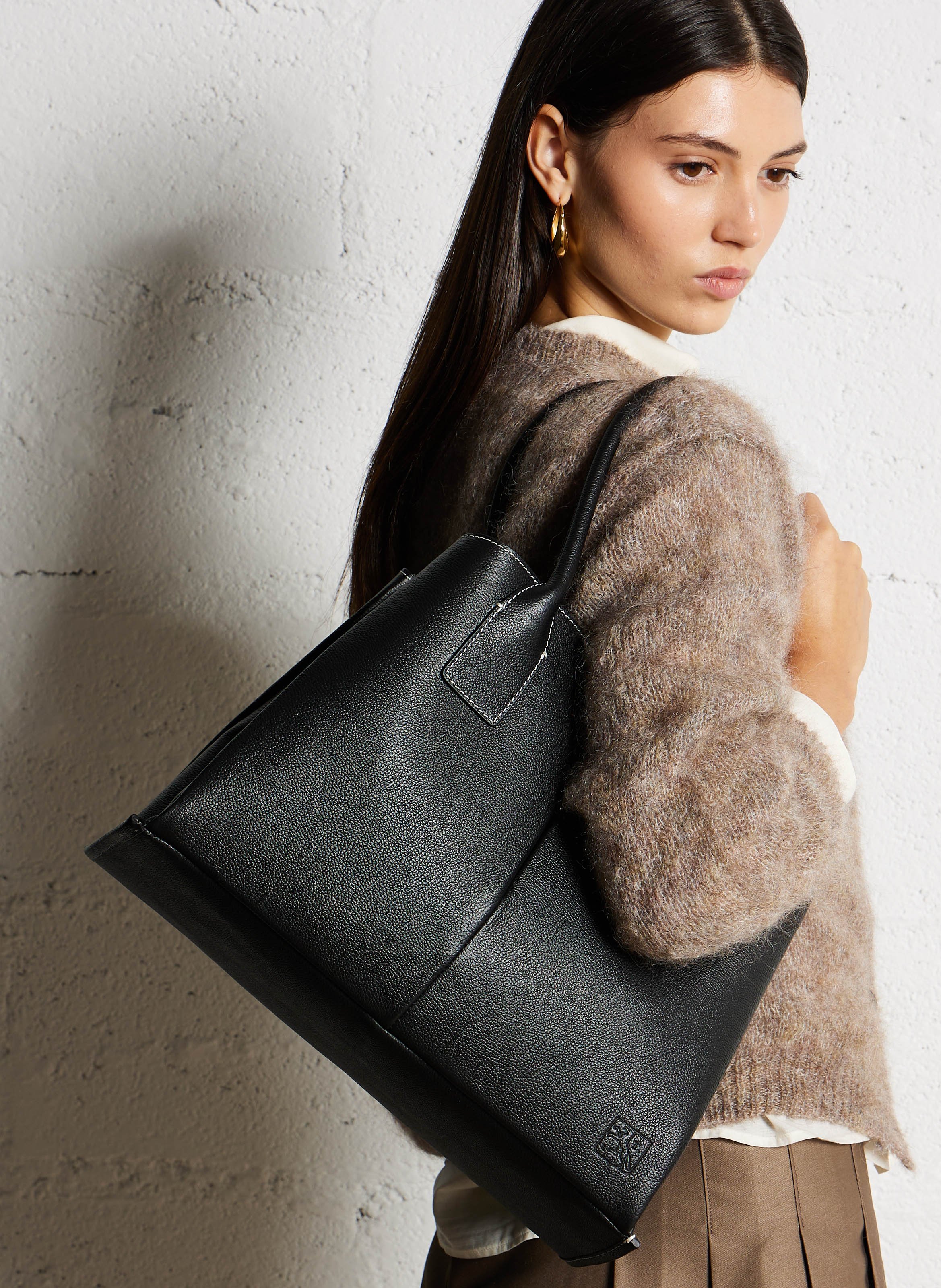 Grand cabas en cuir de vachette LE TANNEUR Noir