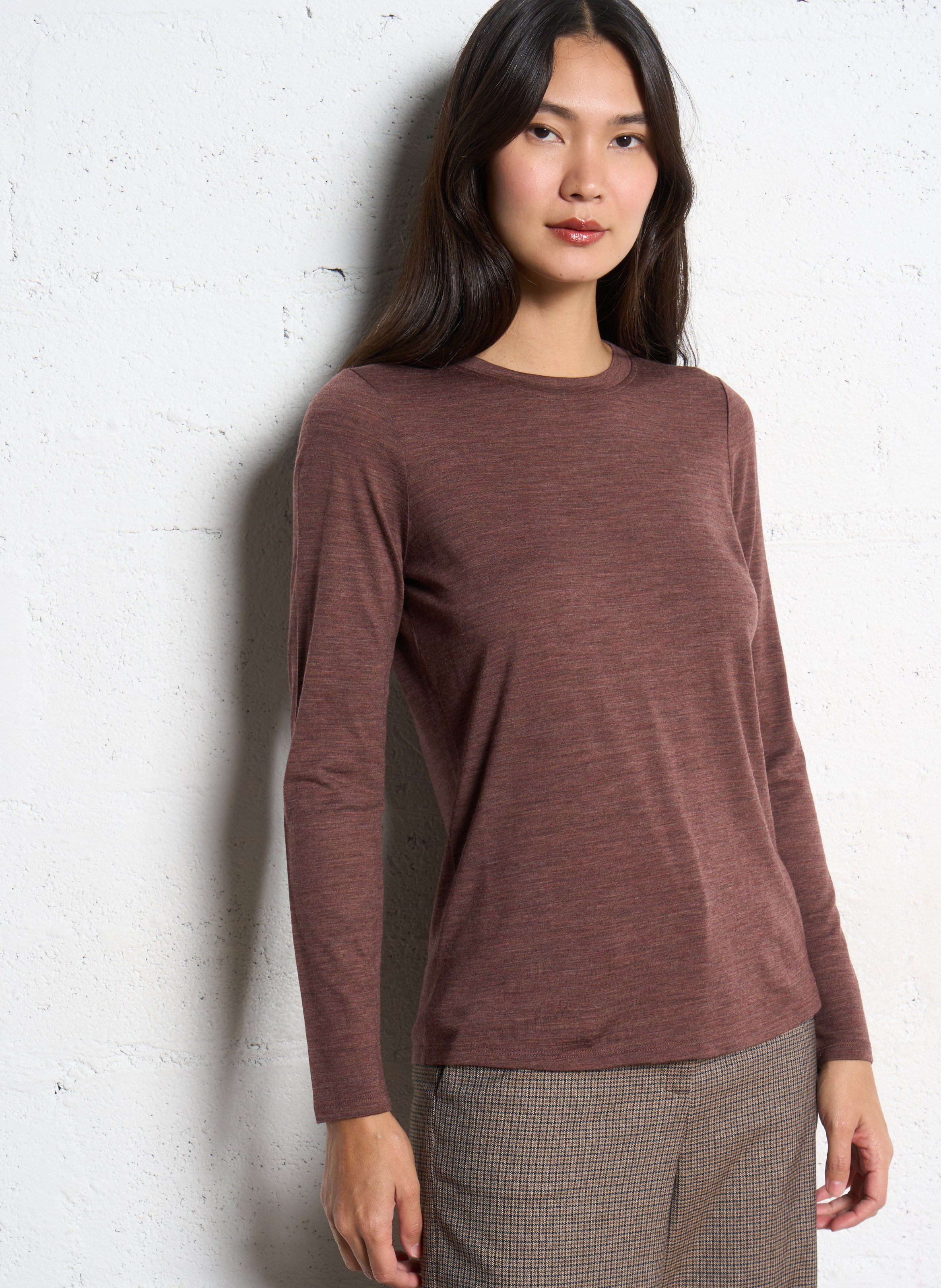 Round neck plain wool t-shirt MAISON 123 Purple