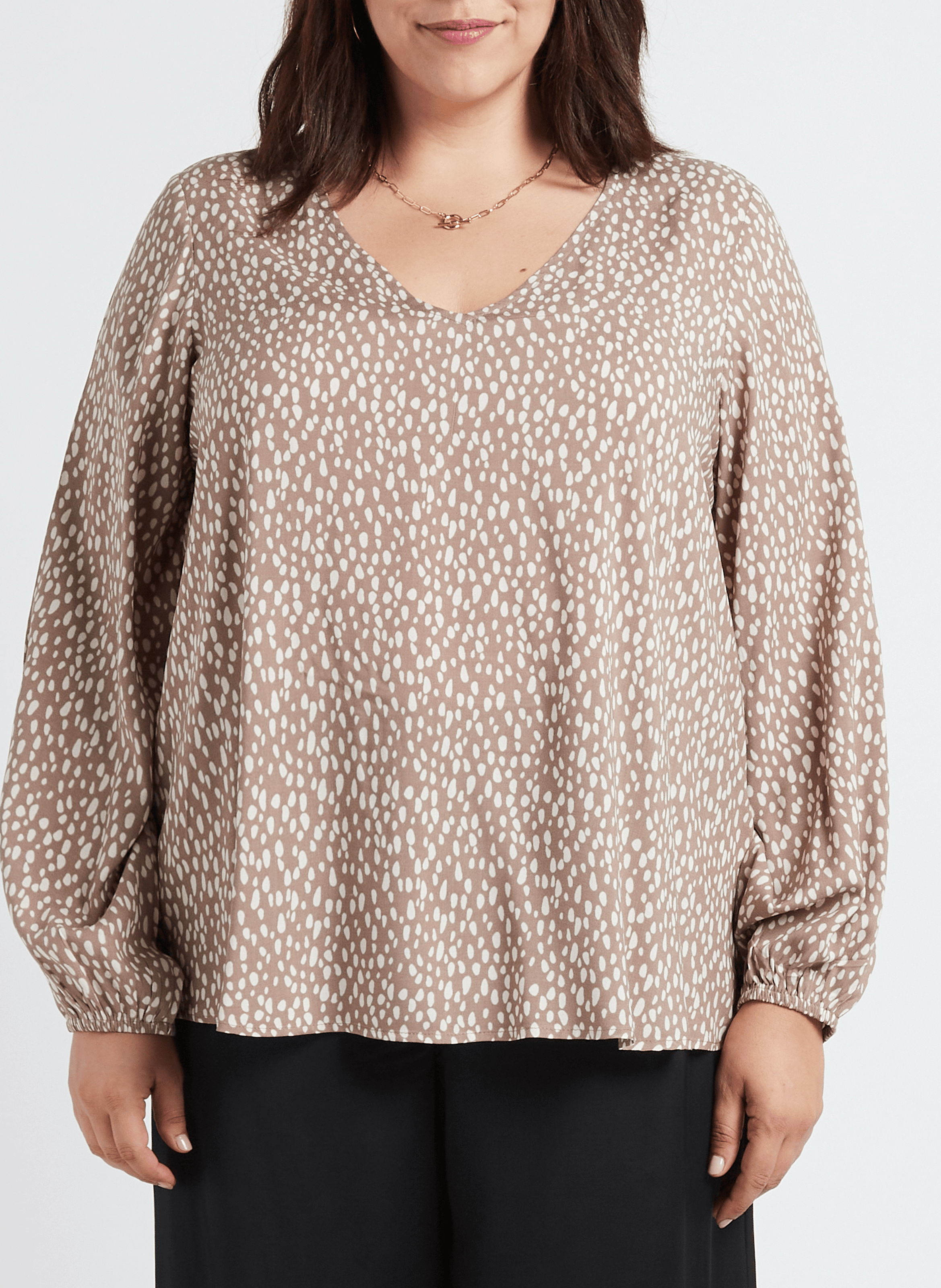 Soepelvallende top met V-hals en print EVOKED Beige