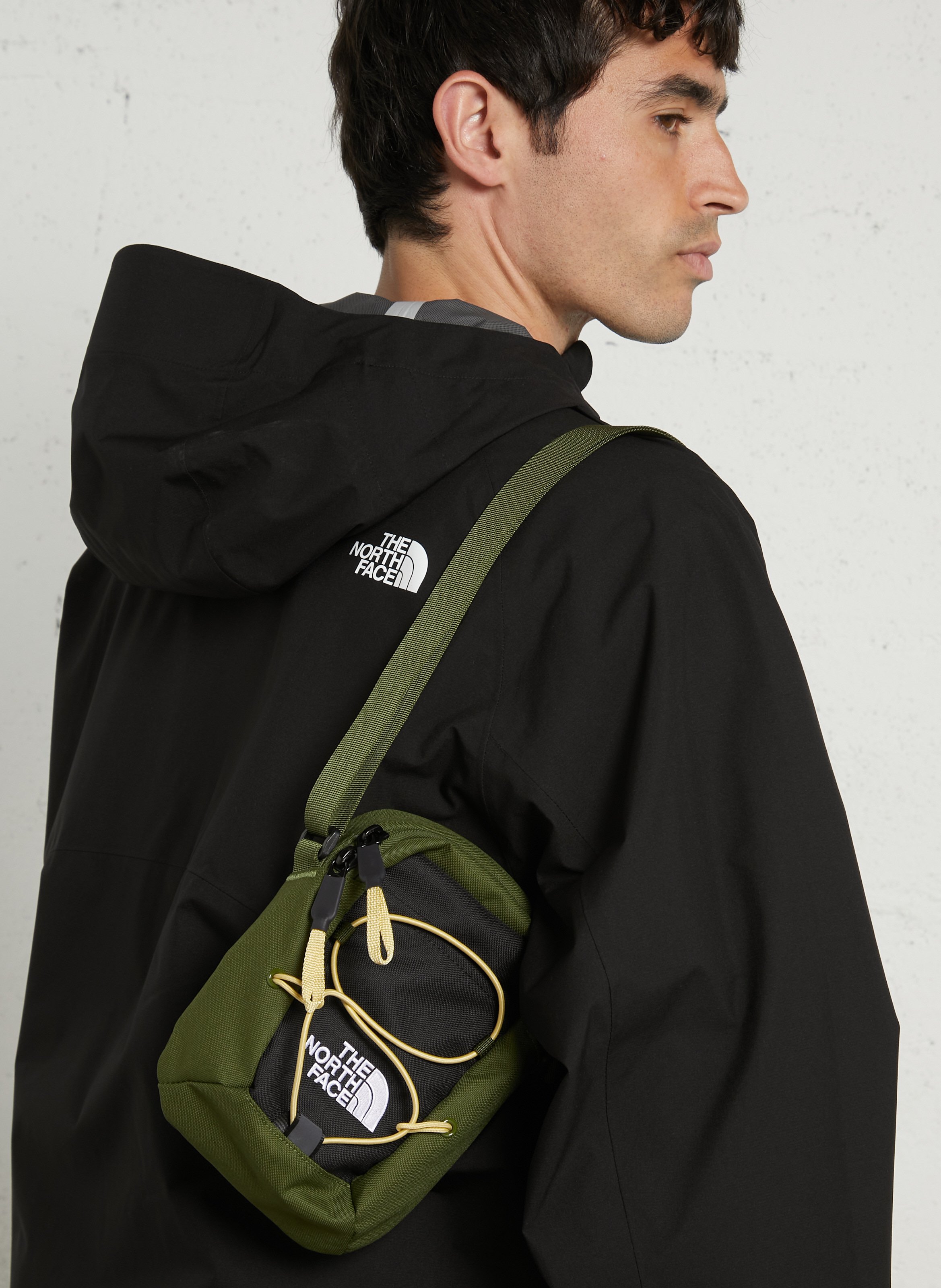 Sac bandoulière broderie logo uni THE NORTH FACE Vert