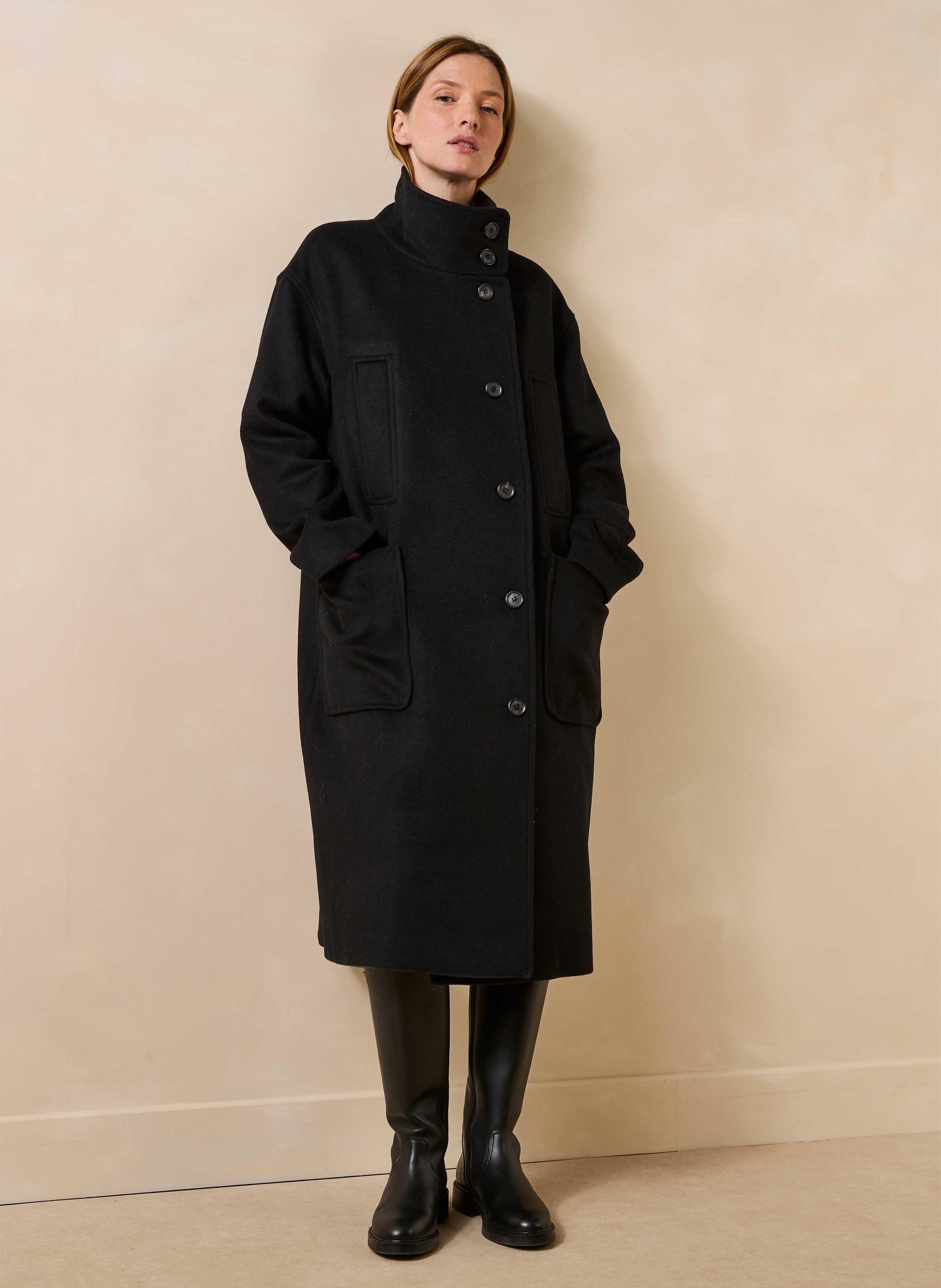Manteau droit en laine recyclée mélangée LA FEE MARABOUTEE Noir