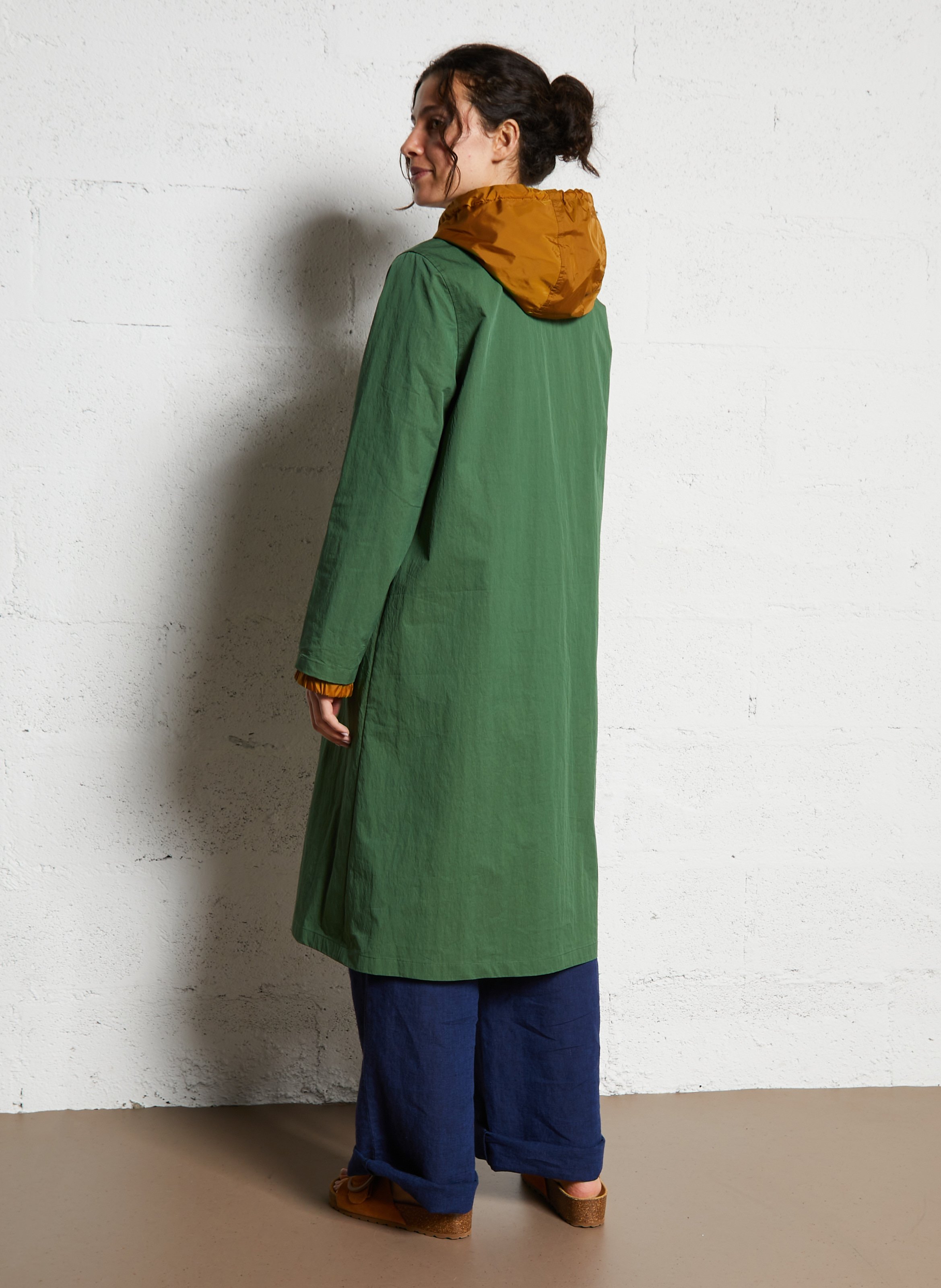 Trenchcoat met capuchon - katoenblend NICE THINGS Kaki